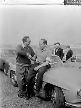 Fotocollectie Anefo — Negende Tulpenrallye. Snelheid opvoeren in Zandvoort — Foto: Pot, Harry / Anefo. Licentie: Set B: Rechtenvrij / Publiek Domein. Bron: Nationaal Archief. http://hdl.handle.net/10648/a95f1b74-d0b4-102d-bcf8-003048976d84