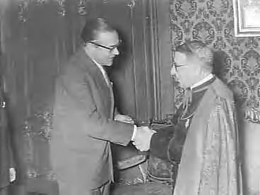 Fotocollectie Anefo — Afscheidsreceptie van de apostolische internuntius kardinaal mgr. P. Giobbe in Den Haag. Minister H.B.J. Witte neem afscheid — Foto: Noske, J.D. / Anefo. Licentie: Set B: Rechtenvrij / Publiek Domein. Bron: Nationaal Archief. http://hdl.handle.net/10648/a989821a-d0b4-102d-bcf8-003048976d84