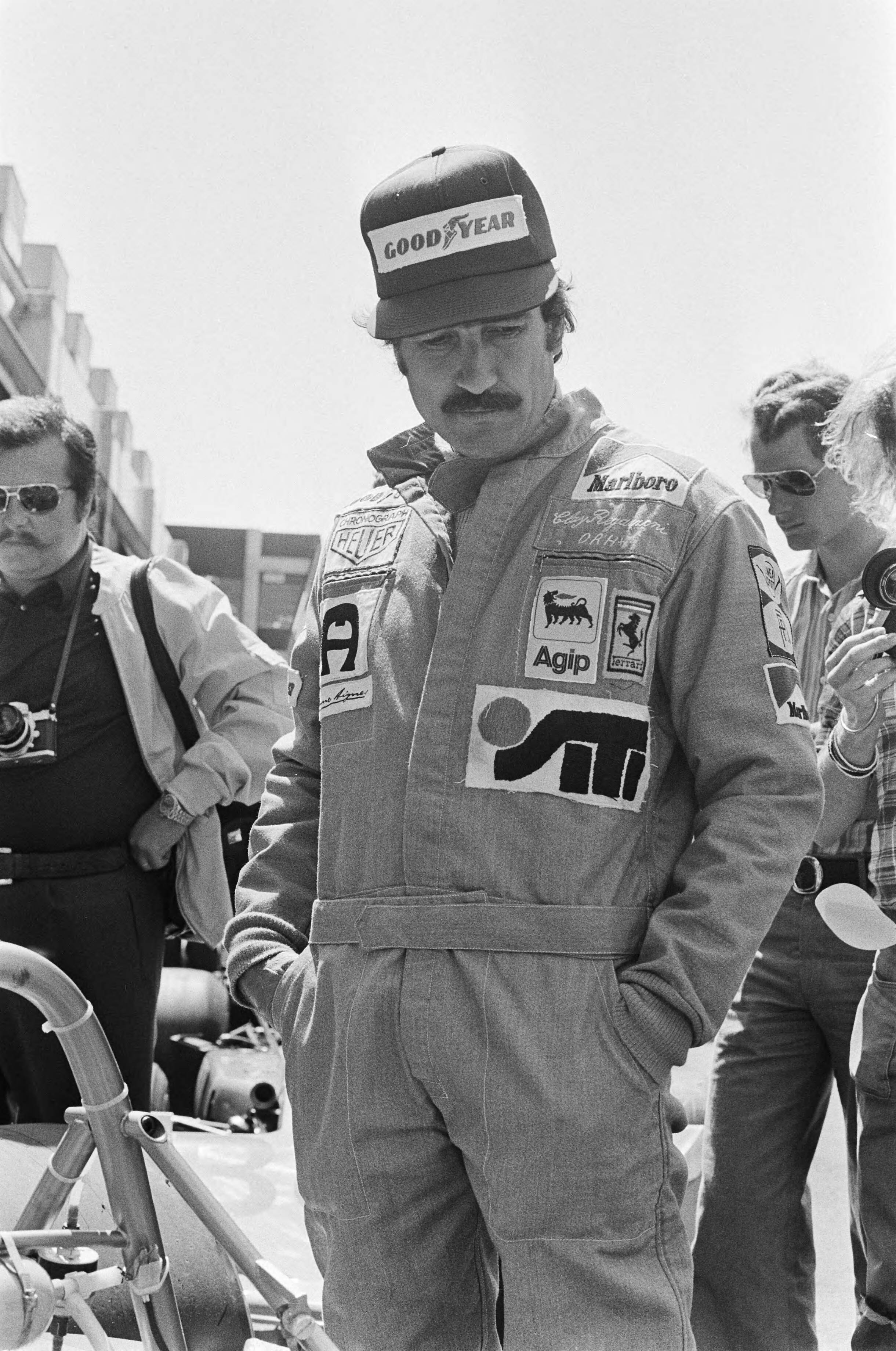 Fotocollectie Anefo — Training Grand Prix op Zandvoort; Ferraricoureur Clay Regazzoni tijdens training — Foto: Peters, Hans / Anefo. Licentie: Set B: Rechtenvrij / Publiek Domein. Bron: Nationaal Archief. http://hdl.handle.net/10648/ac4e3c52-d0b4-102d-bcf8-003048976d84