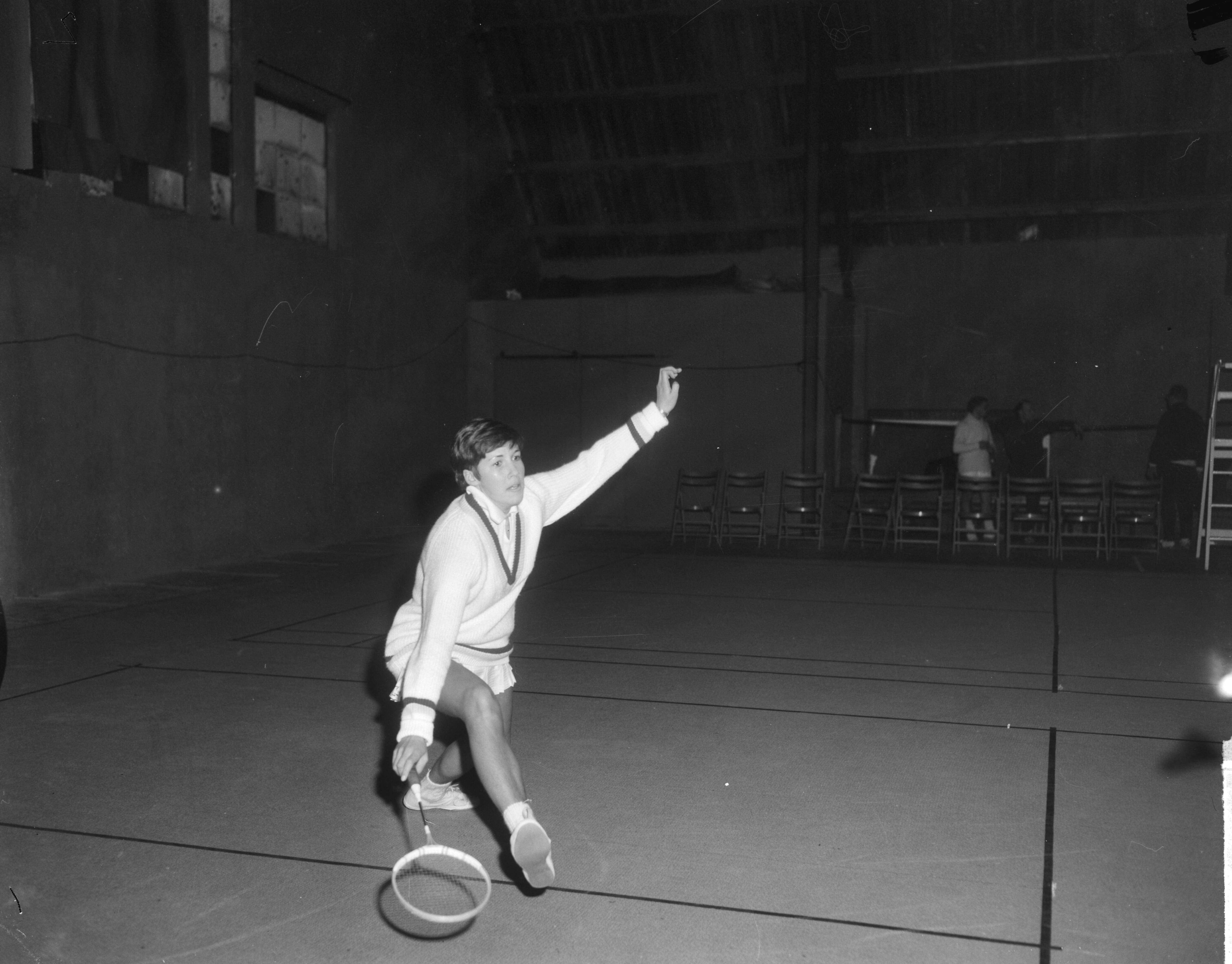 Fotocollectie Anefo — Benelux badmintontoernooi in tennispark Marlot te Den Haag. Imre Rietveld (Nederland) in actie — Foto: Bilsen, Joop van / Anefo. Licentie: Set B: Rechtenvrij / Publiek Domein. Bron: Nationaal Archief. http://hdl.handle.net/10648/aa8e51a4-d0b4-102d-bcf8-003048976d84