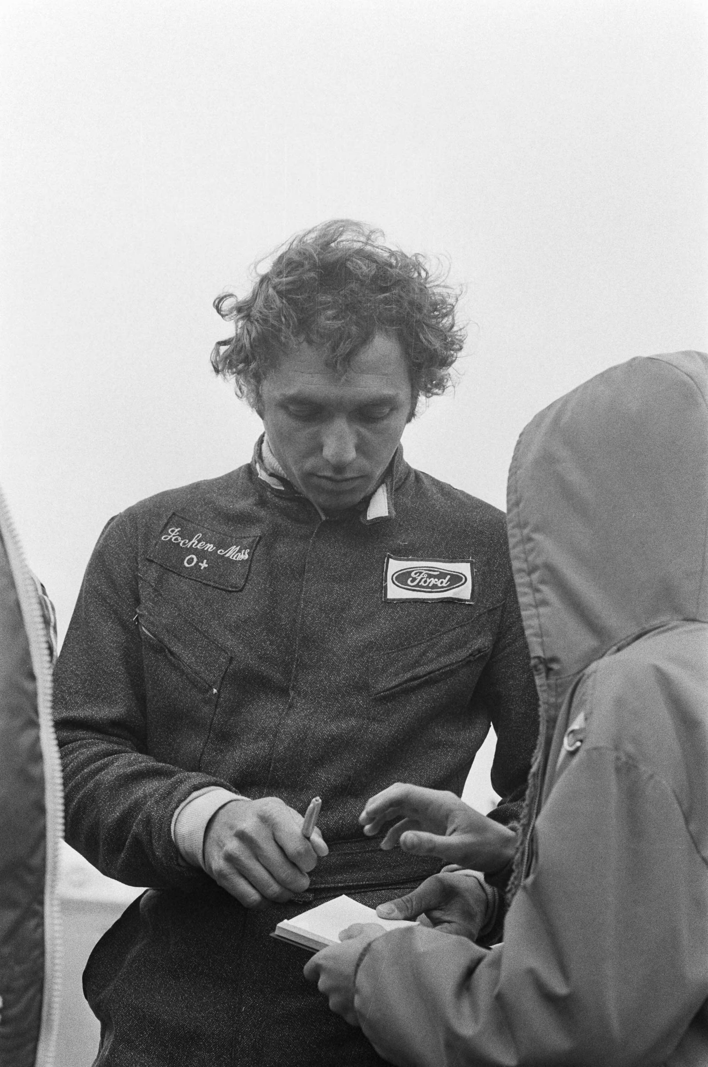 Fotocollectie Anefo — 4-uurs race toerwagens groep 2 op circuit Zandvoort; Jochem Mass (kop) — Foto: Punt, W. / Anefo. Licentie: Set B: Rechtenvrij / Publiek Domein. Bron: Nationaal Archief. http://hdl.handle.net/10648/ac526ca0-d0b4-102d-bcf8-003048976d84