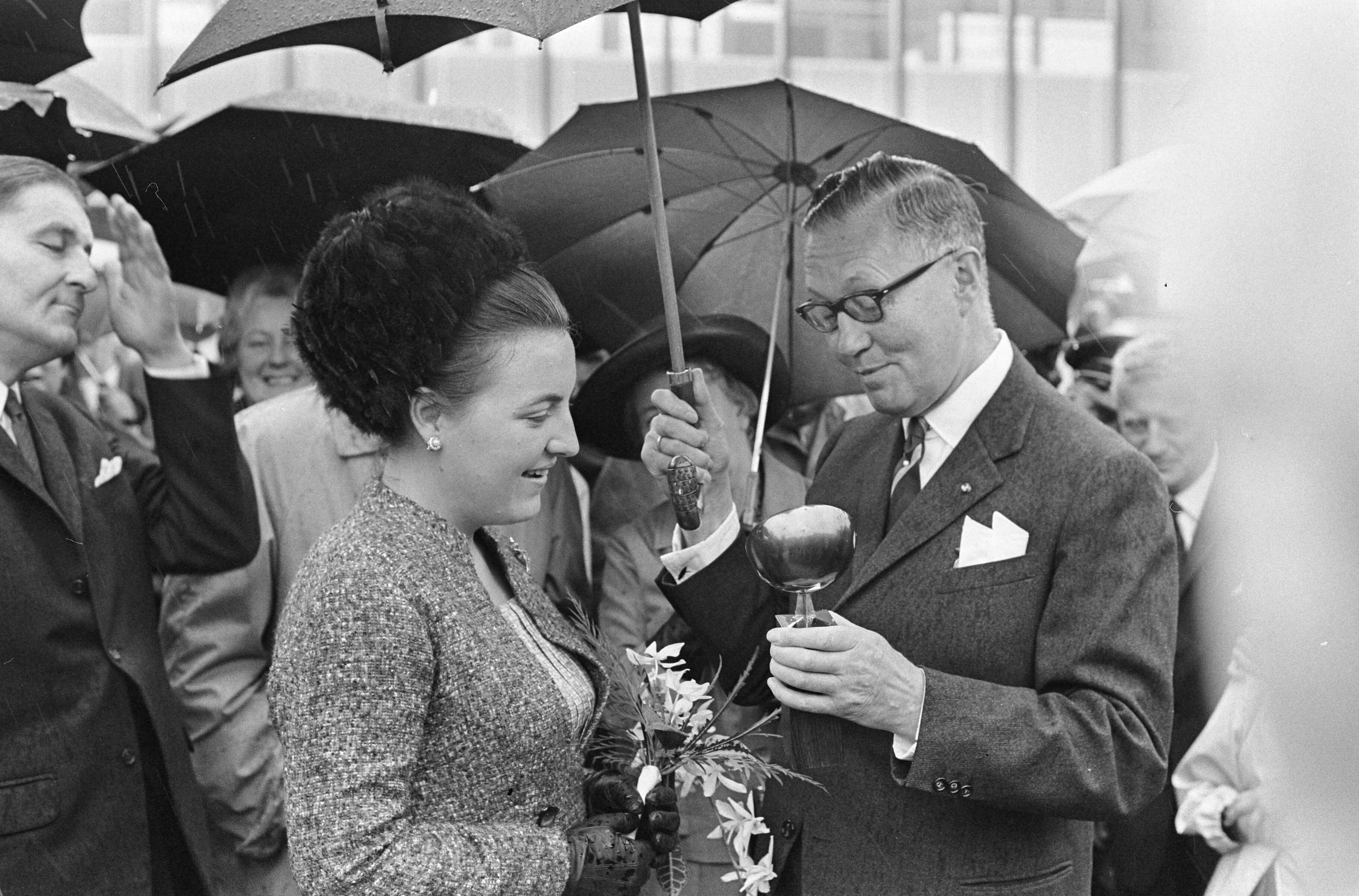 Fotocollectie Anefo — Prinses Margriet opende LTS te Soest — Foto: Kroon, Ron / Anefo. Licentie: Set B: Rechtenvrij / Publiek Domein. Bron: Nationaal Archief. http://hdl.handle.net/10648/aaf0500c-d0b4-102d-bcf8-003048976d84