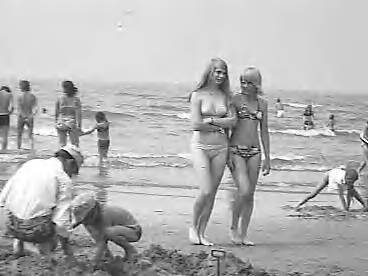 Fotocollectie Rijksvoorlichtingsdienst Eigen — Dia's stranden Scheveningen [doorlopende serie van 16] — Foto: Schuurman, Ralph L. / RVD. Licentie: Set B: Rechtenvrij / Publiek Domein. Bron: Nationaal Archief. http://hdl.handle.net/10648/af6fb802-d0b4-102d-bcf8-003048976d84