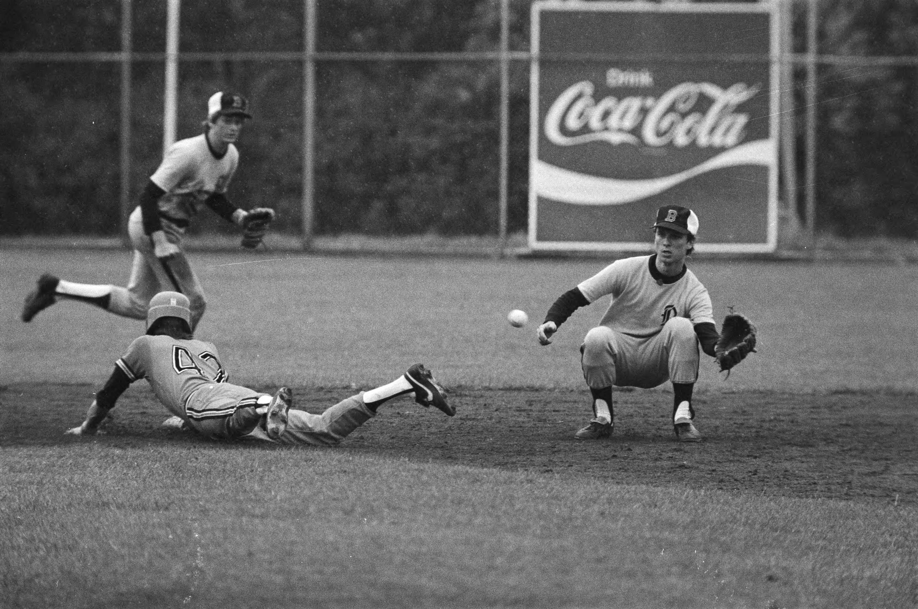 Fotocollectie Anefo — EK honkbal in Haarlem Nederland tegen Belgie; spelmomenten — Foto: Suyk, Koen / Anefo. Licentie: Set B: Rechtenvrij / Publiek Domein. Bron: Nationaal Archief. http://hdl.handle.net/10648/ac9fffba-d0b4-102d-bcf8-003048976d84