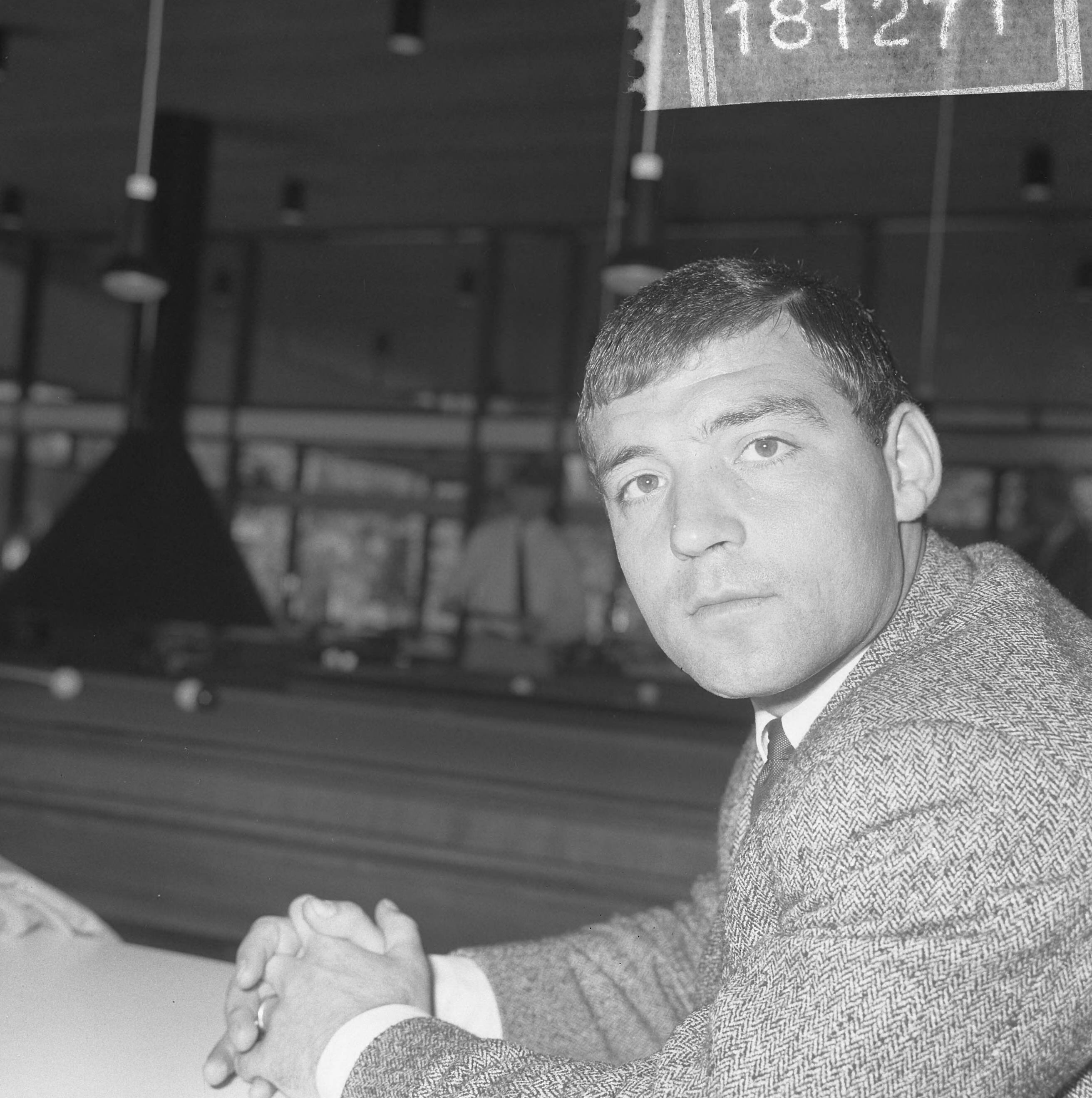 Fotocollectie Anefo — Centrale Training van het Nederlandse elftal in het KNVB-sportcentrum te Zeist, Theo Laseroms — Foto: Nijs, Jac. de / Anefo. Licentie: Set B: Rechtenvrij / Publiek Domein. Bron: Nationaal Archief. http://hdl.handle.net/10648/aabe1254-d0b4-102d-bcf8-003048976d84