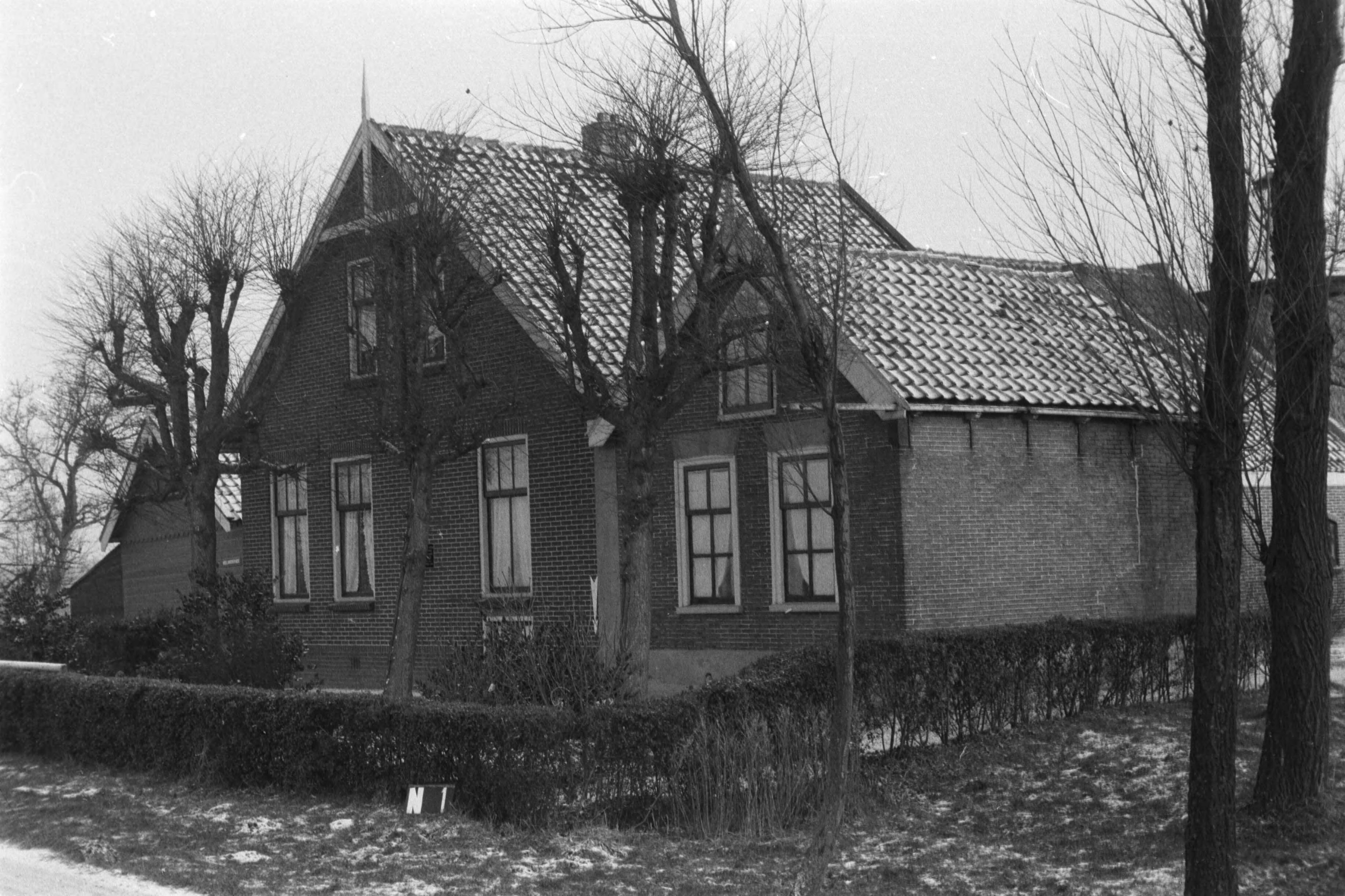 Vaste Punten Cultuurtechnische Dienst — Huis te Noorden of Nieuwkoop (ruilverkaveling Zegveld) — Foto: Fotograaf Onbekend / Heidemij. Licentie: Set B: Rechtenvrij / Publiek Domein. Bron: Nationaal Archief. http://hdl.handle.net/10648/ae927bfe-d0b4-102d-bcf8-003048976d84