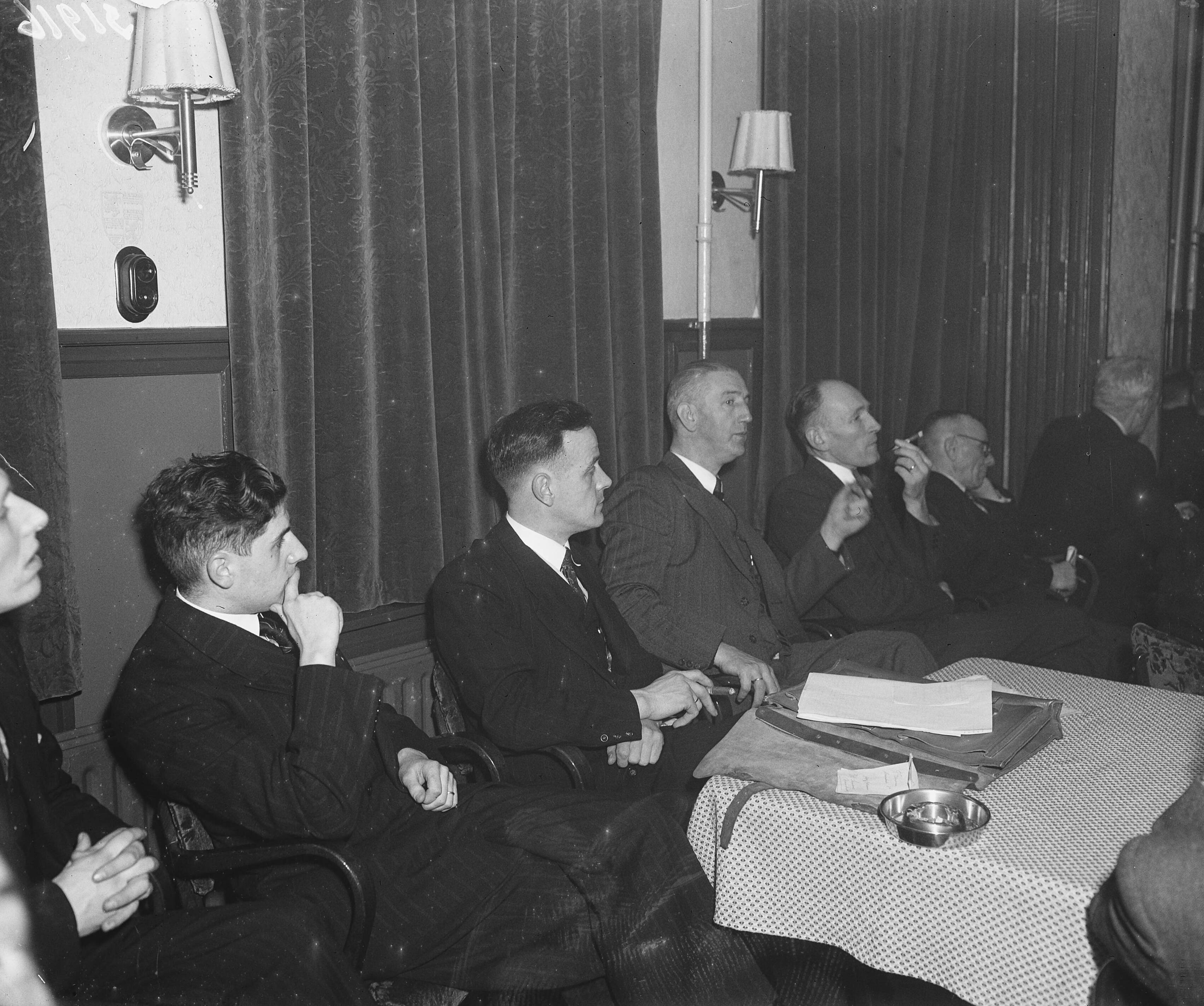 Fotocollectie Anefo — Opdracht A. R. Paels . Conferentie Breda — Foto: Merk, Ben / Anefo. Licentie: Set B: Rechtenvrij / Publiek Domein. Bron: Nationaal Archief. http://hdl.handle.net/10648/a8c29498-d0b4-102d-bcf8-003048976d84