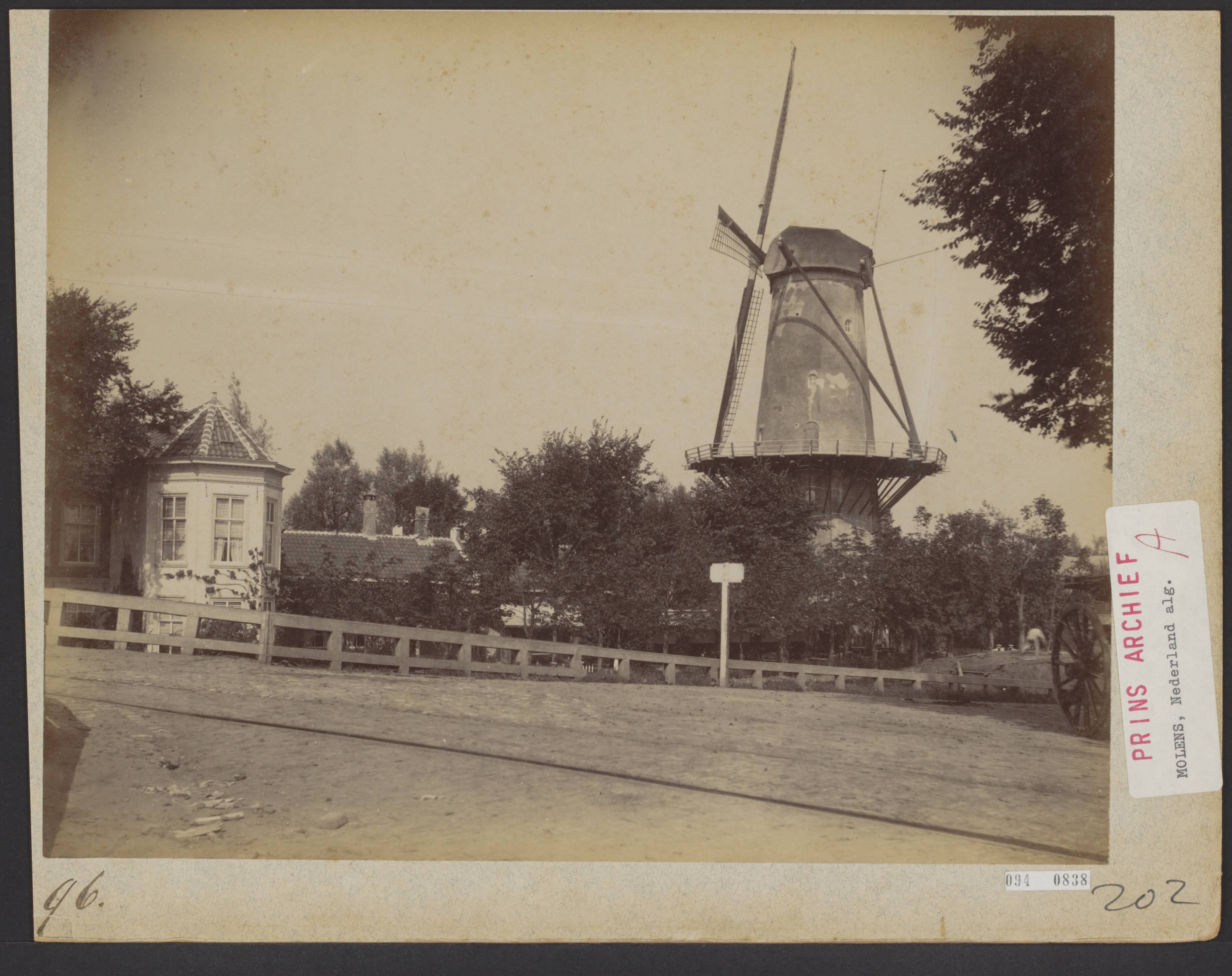 Fotocollectie Elsevier Binnenland — Rijswijk. Molen bij de Hoornbrug — Foto: Onbekend / Publiek Domein of Rechtenvrij. Licentie: Set B: Rechtenvrij / Publiek Domein. Bron: Nationaal Archief. http://hdl.handle.net/10648/ae2db002-d0b4-102d-bcf8-003048976d84
