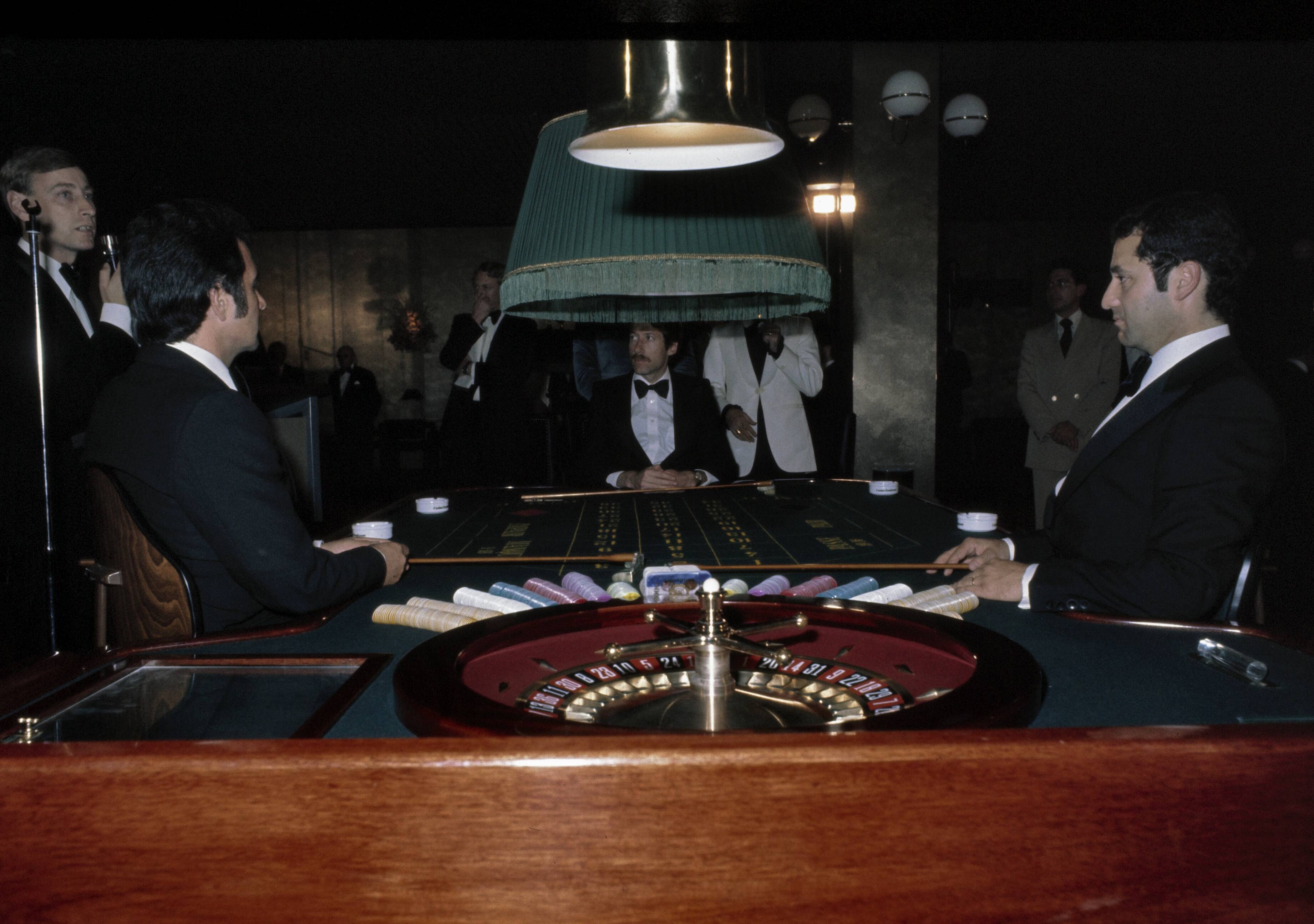 Fotocollectie Anefo — Casino Zandvoort — Foto: Peters, Hans / Anefo. Licentie: Set B: Rechtenvrij / Publiek Domein. Bron: Nationaal Archief. http://hdl.handle.net/10648/ad942428-d0b4-102d-bcf8-003048976d84