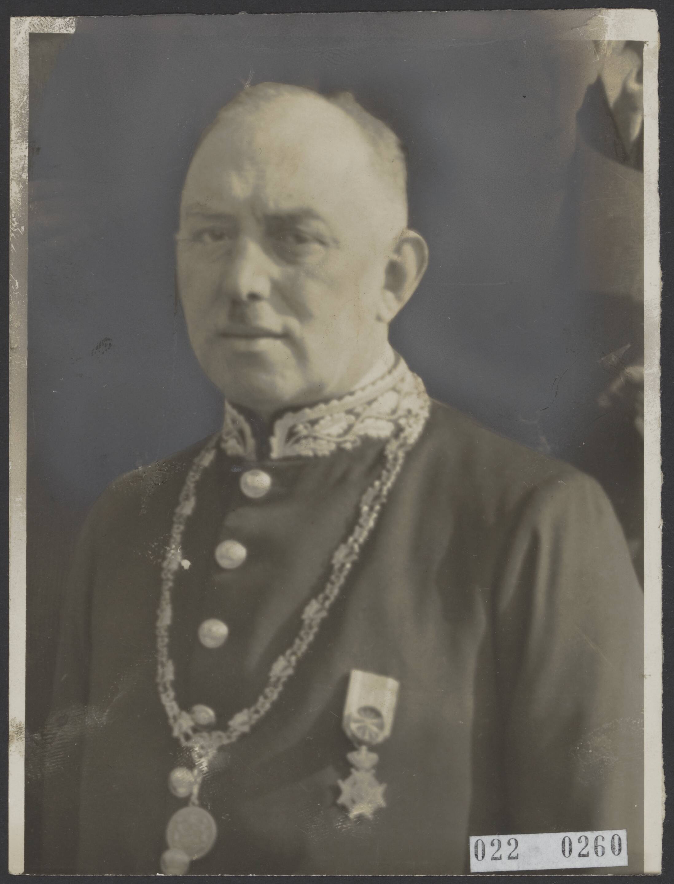 Fotocollectie Elsevier Binnenland — H.P.J. Bloemers, nieuwe burgemeester van Groningen — Foto: Gazendam, A.J. / Fotobureau Gazendam. Licentie: Set B: Rechtenvrij / Publiek Domein. Bron: Nationaal Archief. http://hdl.handle.net/10648/add19164-d0b4-102d-bcf8-003048976d84