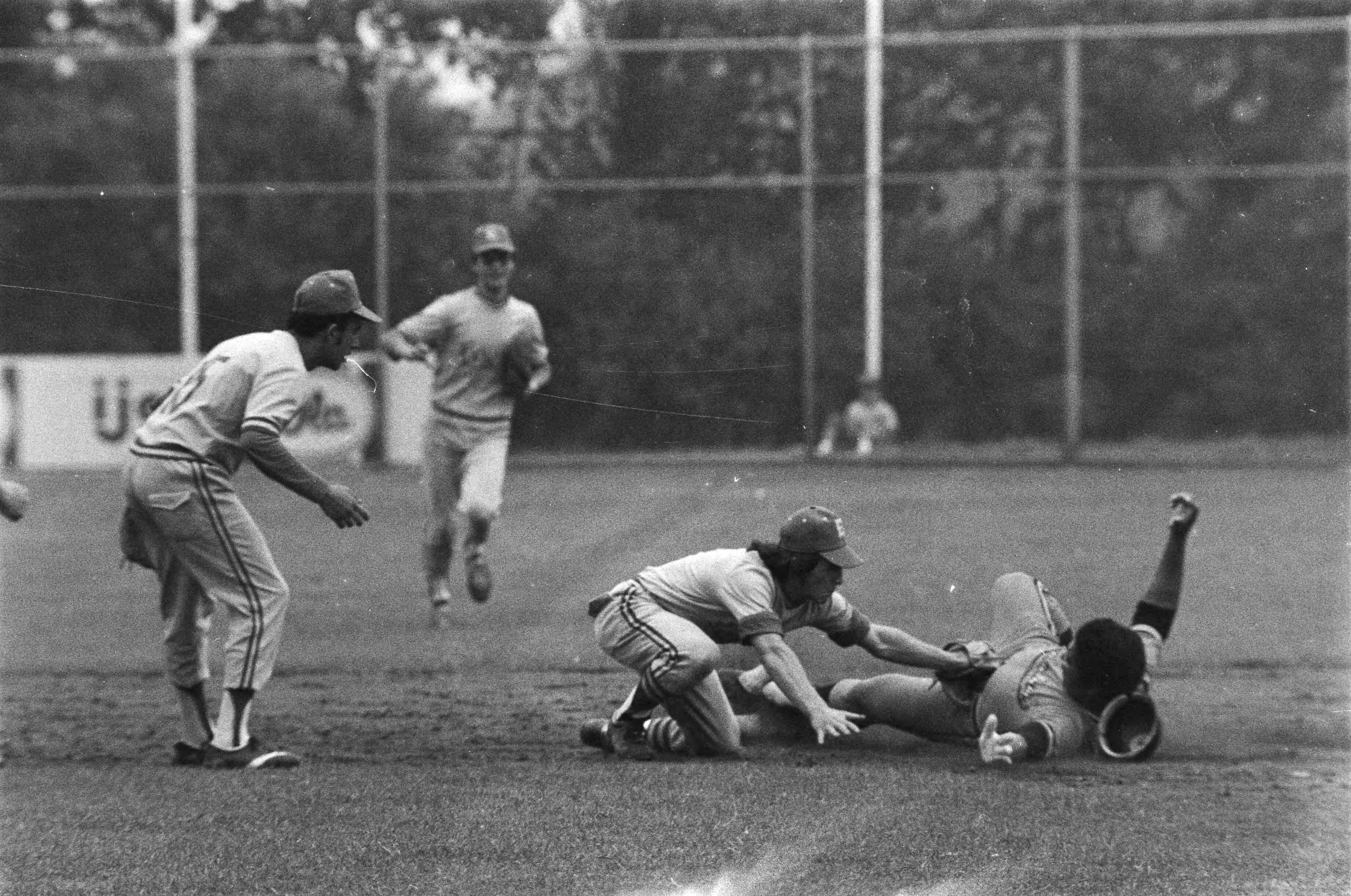 Fotocollectie Anefo — EK honkbal in Haarlem Nederland tegen Belgie; spelmomenten — Foto: Suyk, Koen / Anefo. Licentie: Set B: Rechtenvrij / Publiek Domein. Bron: Nationaal Archief. http://hdl.handle.net/10648/ac9ffdb2-d0b4-102d-bcf8-003048976d84