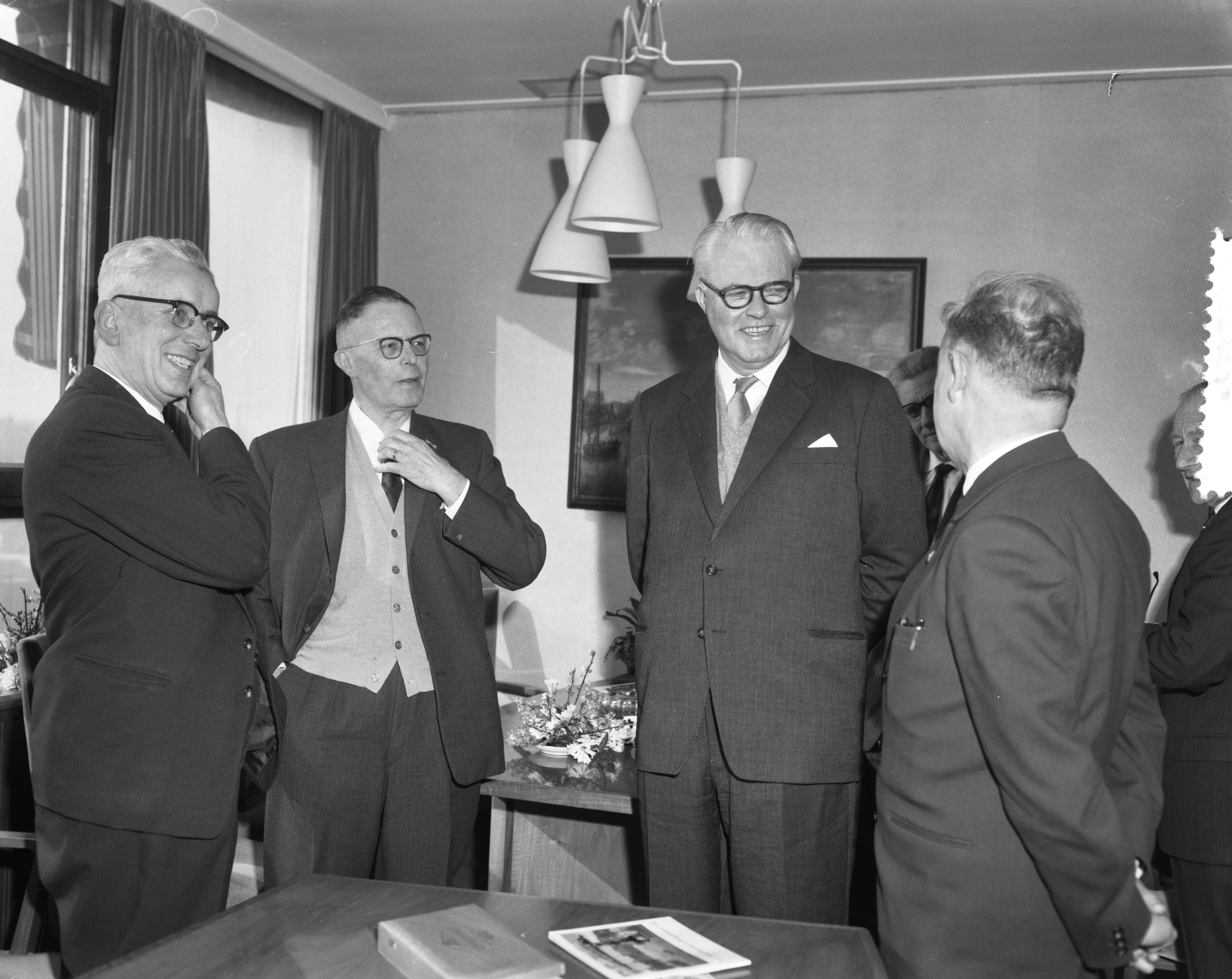 Fotocollectie Anefo — Kiellegging van het veerschip "Marsdiep" van de N.V. Teso bij de N.V. Zaanlandsche Scheepsbouw Maatschappij — Foto: Bilsen, Joop van / Anefo. Licentie: Set B: Rechtenvrij / Publiek Domein. Bron: Nationaal Archief. http://hdl.handle.net/10648/a9fb843c-d0b4-102d-bcf8-003048976d84