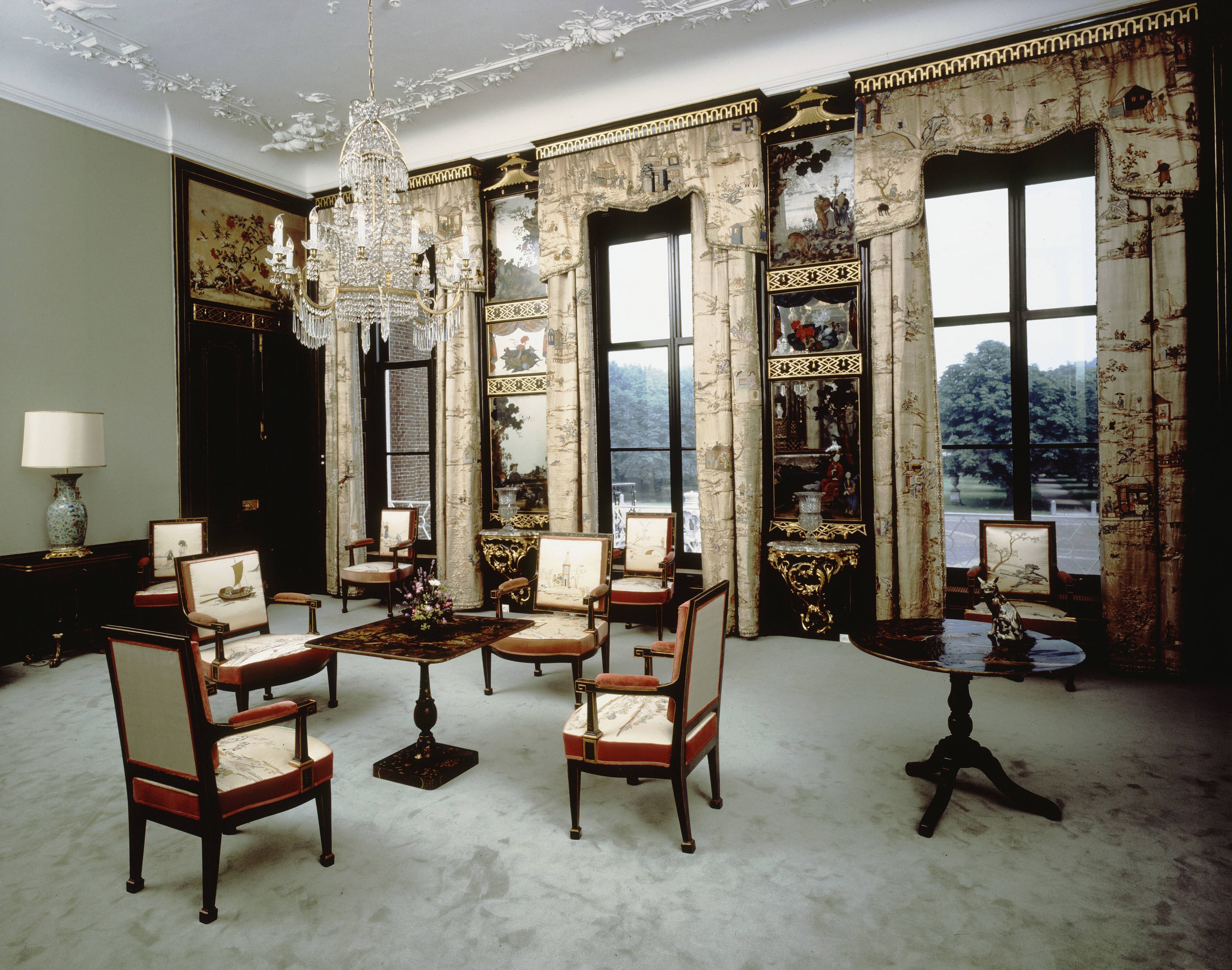 Paleis Huis ten Bosch te Den Haag — Interieur — Foto: Hofmeester, Bart / RVD. Licentie: Set B: Rechtenvrij / Publiek Domein. Bron: Nationaal Archief. http://hdl.handle.net/10648/afa8ae5a-d0b4-102d-bcf8-003048976d84