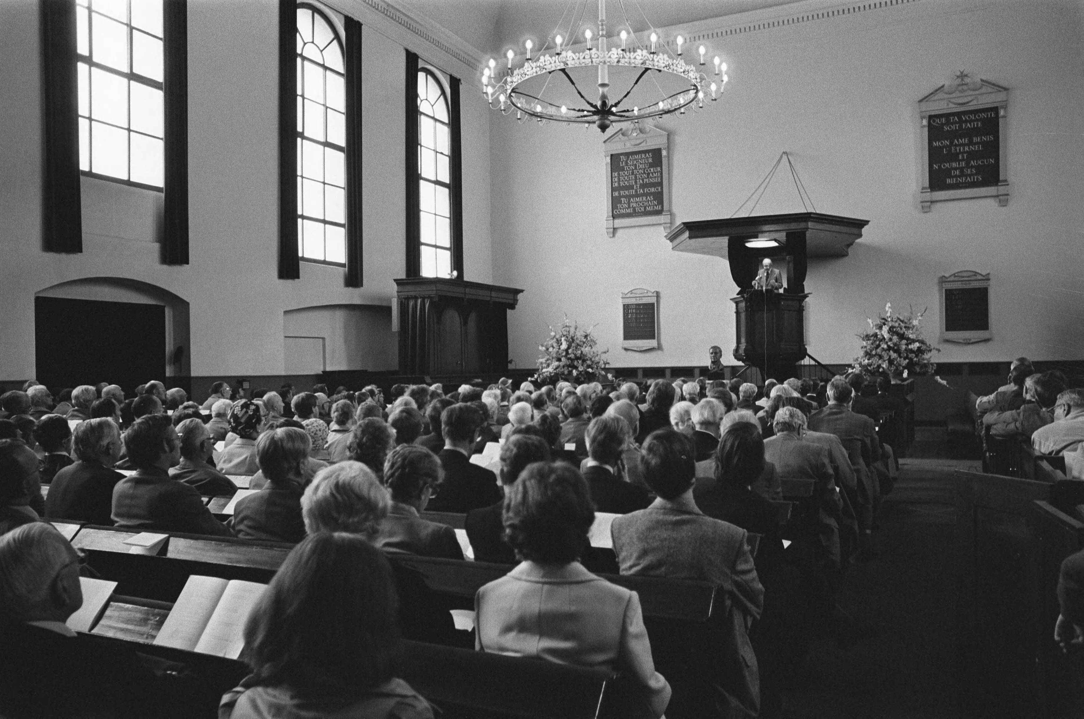 Fotocollectie Anefo — Groen van Prinsteren herdenking in Den Haag , opdracht Nederlandse Gedachten — Foto: Mieremet, Rob / Anefo. Licentie: Set B: Rechtenvrij / Publiek Domein. Bron: Nationaal Archief. http://hdl.handle.net/10648/ac842830-d0b4-102d-bcf8-003048976d84
