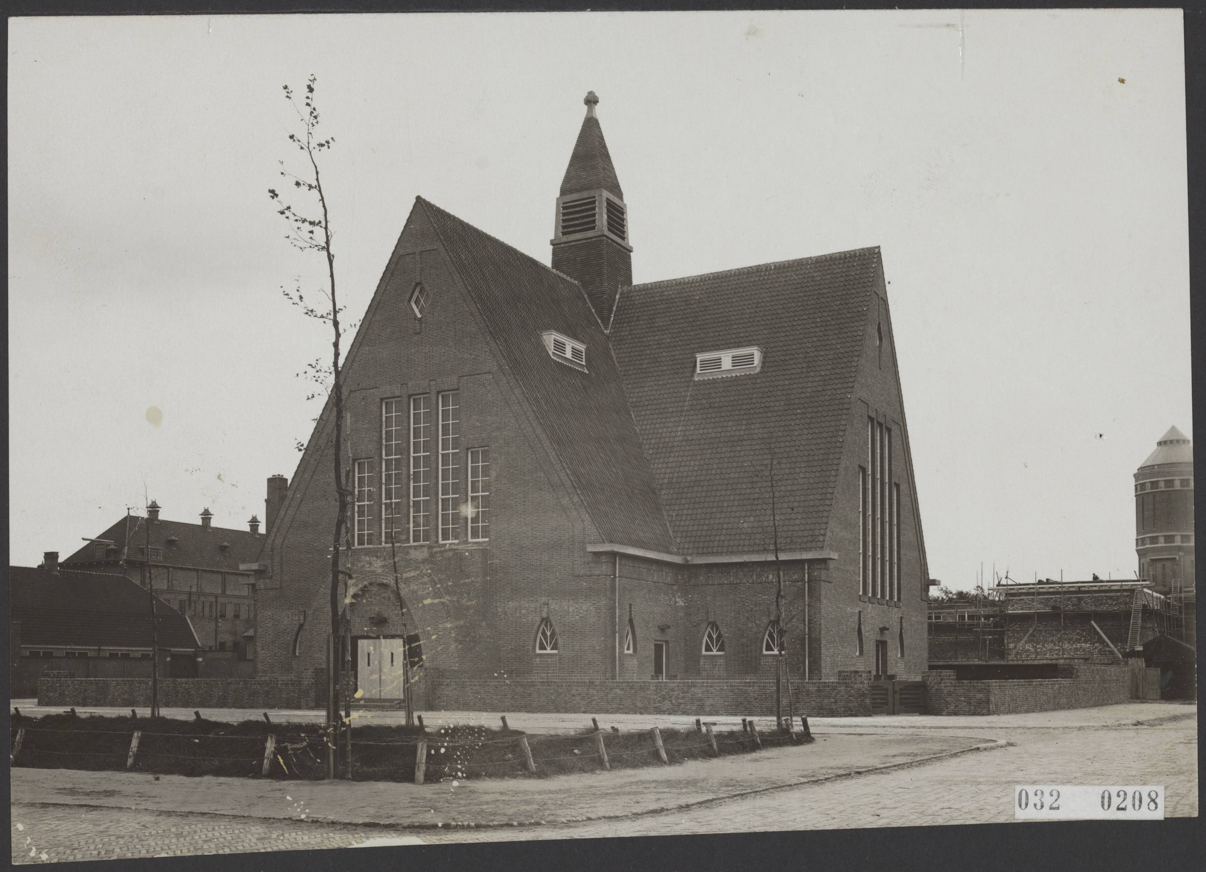 Fotocollectie Elsevier Binnenland — Kerk van de Gereformeerde Gemeente te Utrecht — Foto: Fotopersbureau "Holland". Licentie: Set B: Rechtenvrij / Publiek Domein. Bron: Nationaal Archief. http://hdl.handle.net/10648/ade3c276-d0b4-102d-bcf8-003048976d84