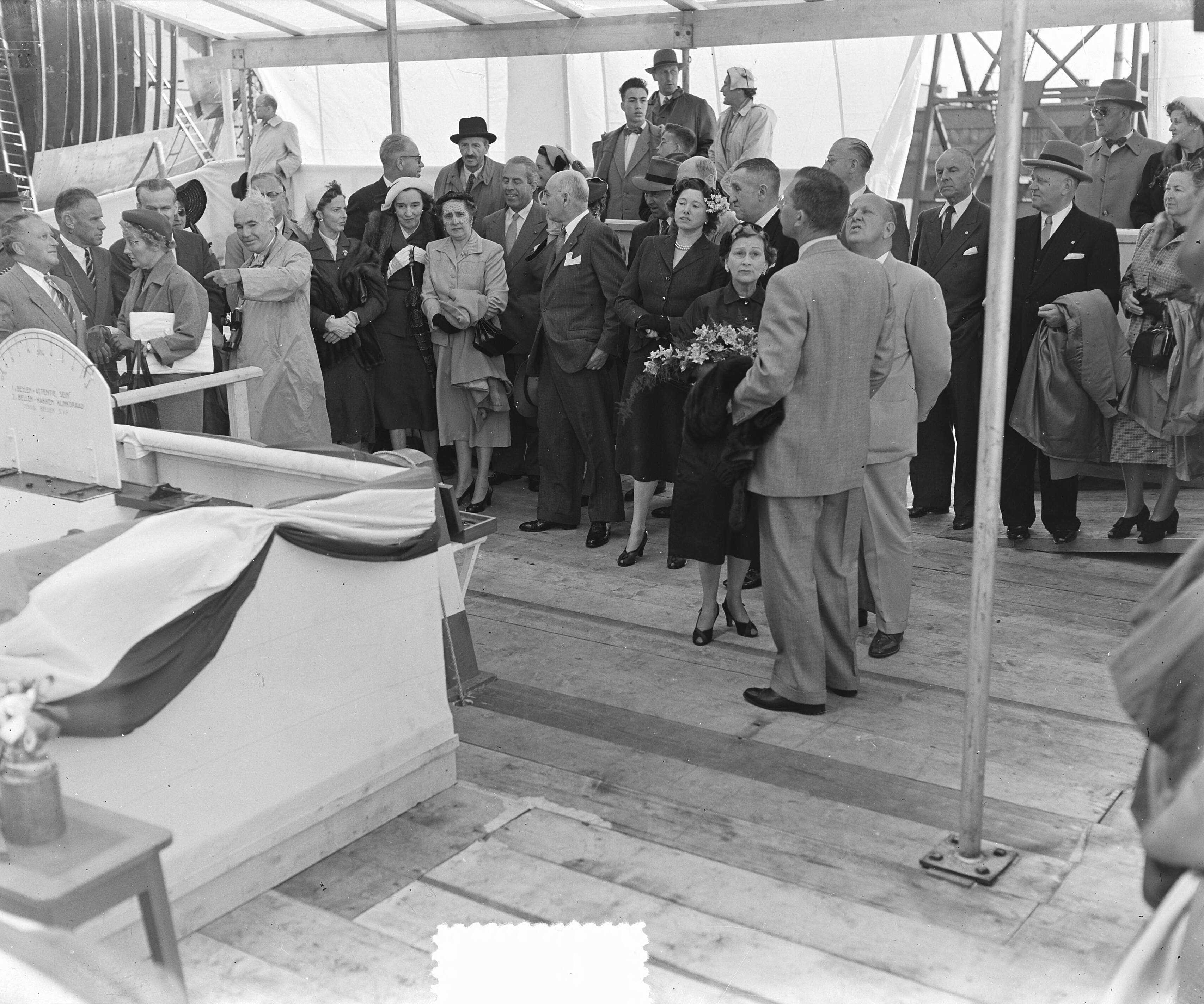 Tewaterlating van de "Esso Margarita" bij RDM te Rotterdam — Foto: Duinen, H. van / Anefo. — Licentie: Set B: Rechtenvrij / Publiek Domein. Bron: Nationaal Archief. http://hdl.handle.net/10648/a9118d14-d0b4-102d-bcf8-003048976d84