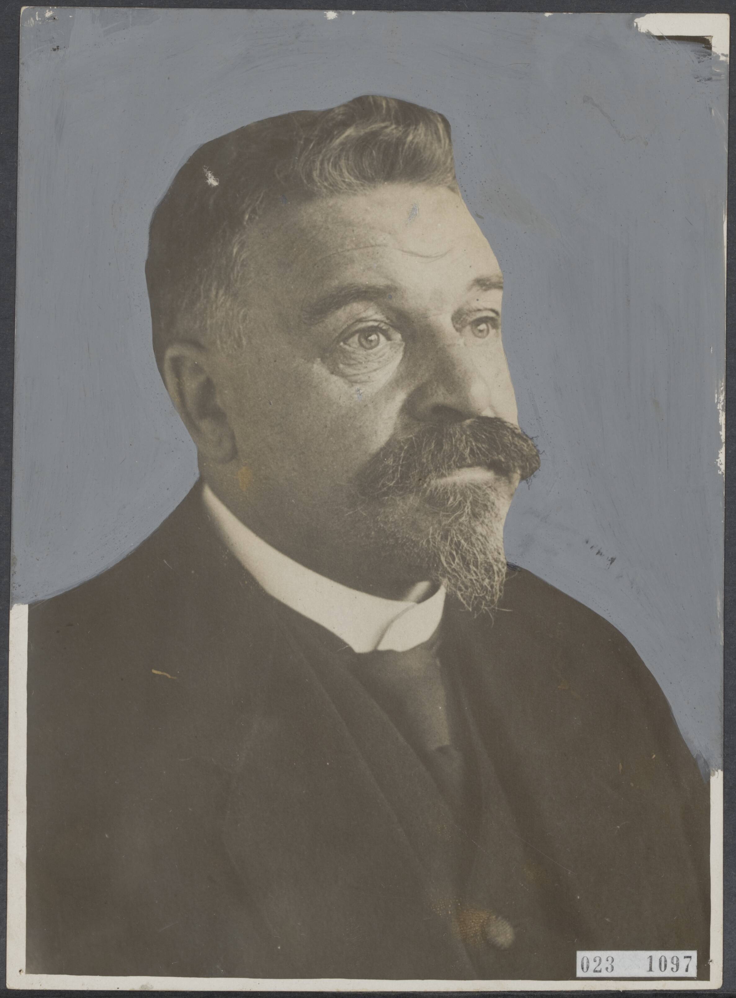 Fotocollectie Elsevier Binnenland — De heer Snoek, hoofd van een Christelijk school te Utrecht, vierde op 3 februari 1925 zijn 40-jarig jubileum — Foto: Fotopersbureau "Holland". Licentie: Set B: Rechtenvrij / Publiek Domein. Bron: Nationaal Archief. http://hdl.handle.net/10648/add5fd1c-d0b4-102d-bcf8-003048976d84