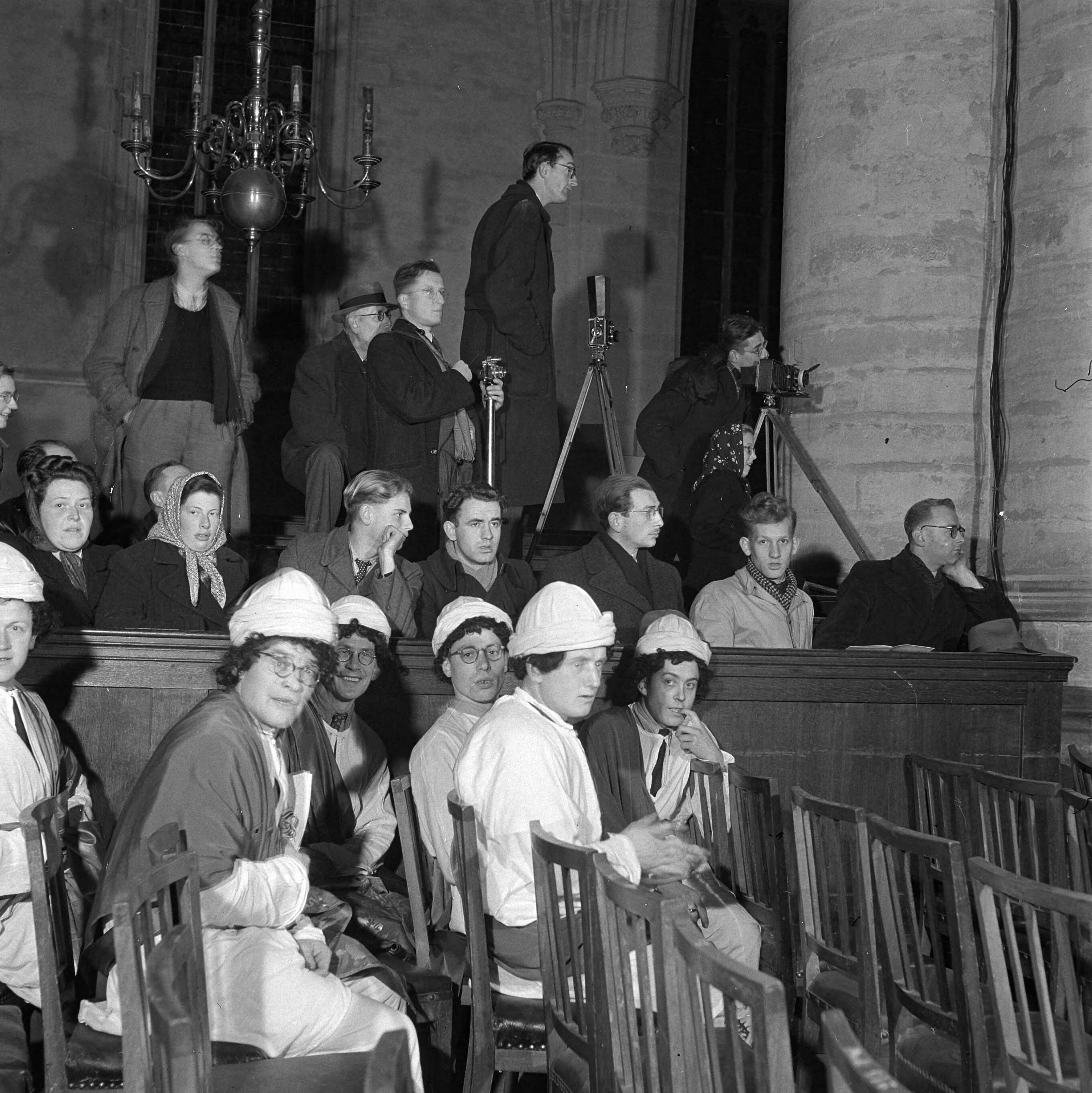 Fotocollectie Anefo — Kerstspel in de Grote of St. Bavokerk te Haarlem — Foto: Haren Noman, Theo van / Anefo. Licentie: Set B: Rechtenvrij / Publiek Domein. Bron: Nationaal Archief. http://hdl.handle.net/10648/a88fe804-d0b4-102d-bcf8-003048976d84