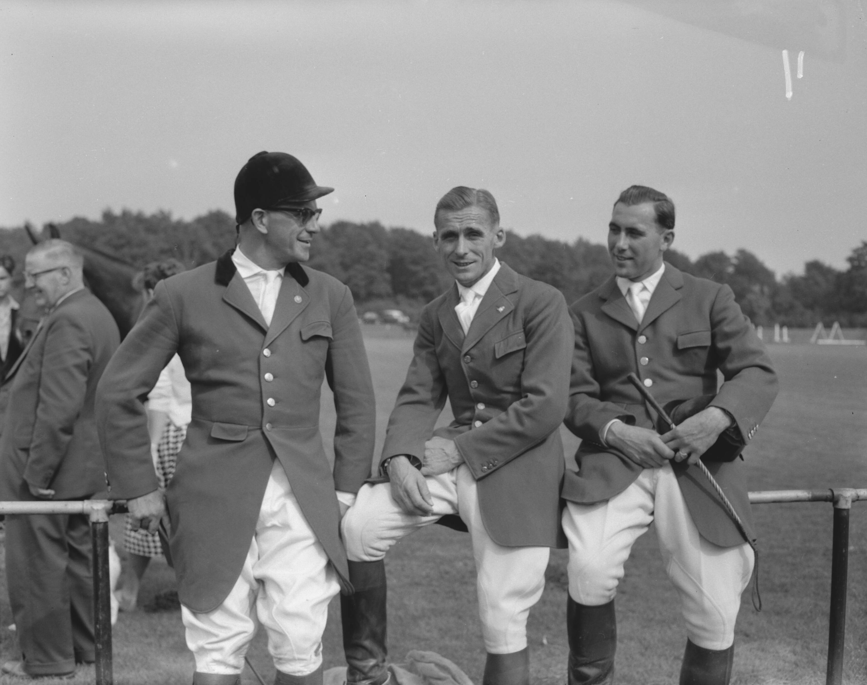 Fotocollectie Anefo — Concours hippique in Groningen — Foto: Bilsen, Joop van / Anefo. Licentie: Set B: Rechtenvrij / Publiek Domein. Bron: Nationaal Archief. http://hdl.handle.net/10648/a9834cb0-d0b4-102d-bcf8-003048976d84