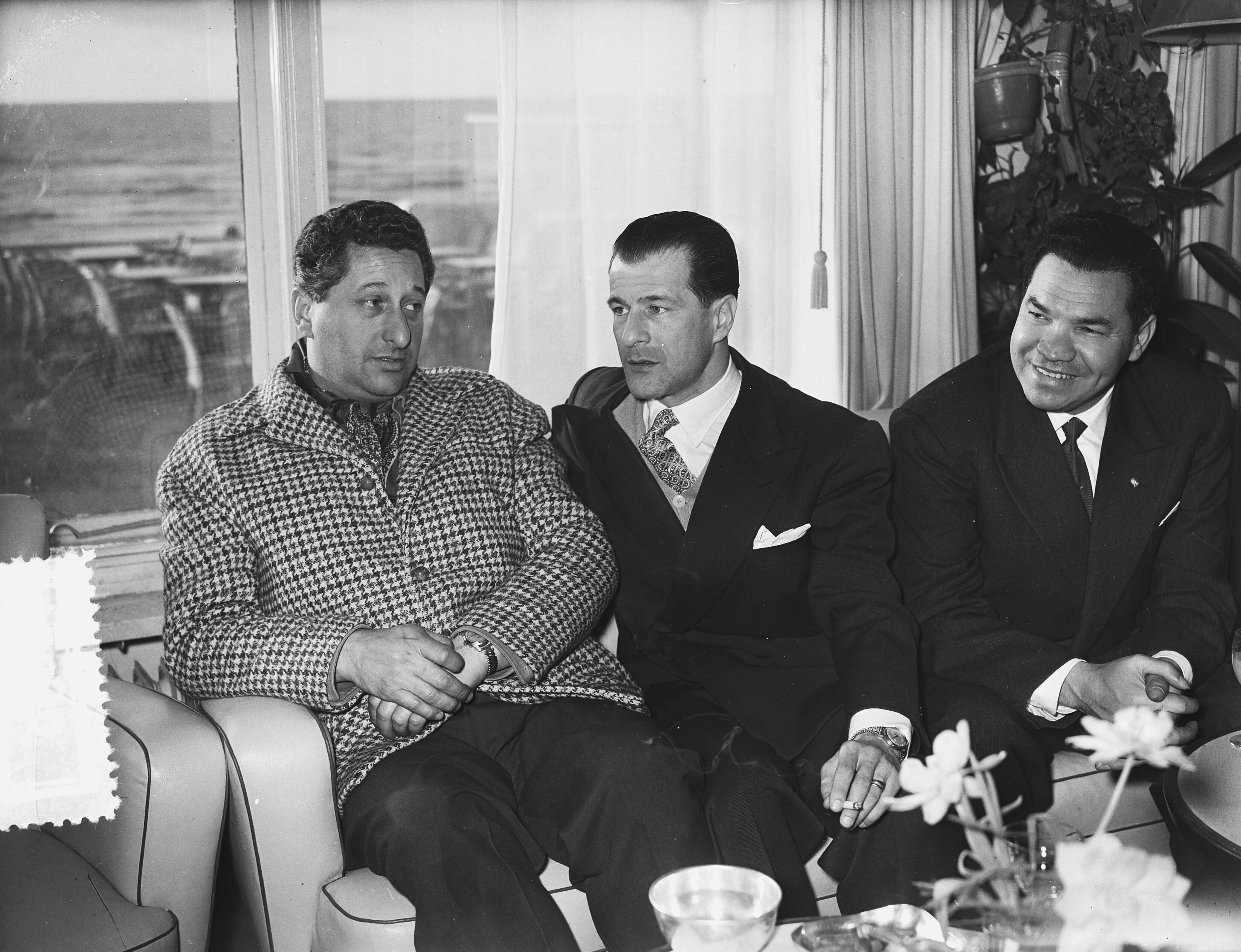 Fotocollectie Anefo — De Franse zangeres Patachou in Scheveningen — Foto: Bilsen, Joop van / Anefo. Licentie: Set B: Rechtenvrij / Publiek Domein. Bron: Nationaal Archief. http://hdl.handle.net/10648/a933e152-d0b4-102d-bcf8-003048976d84