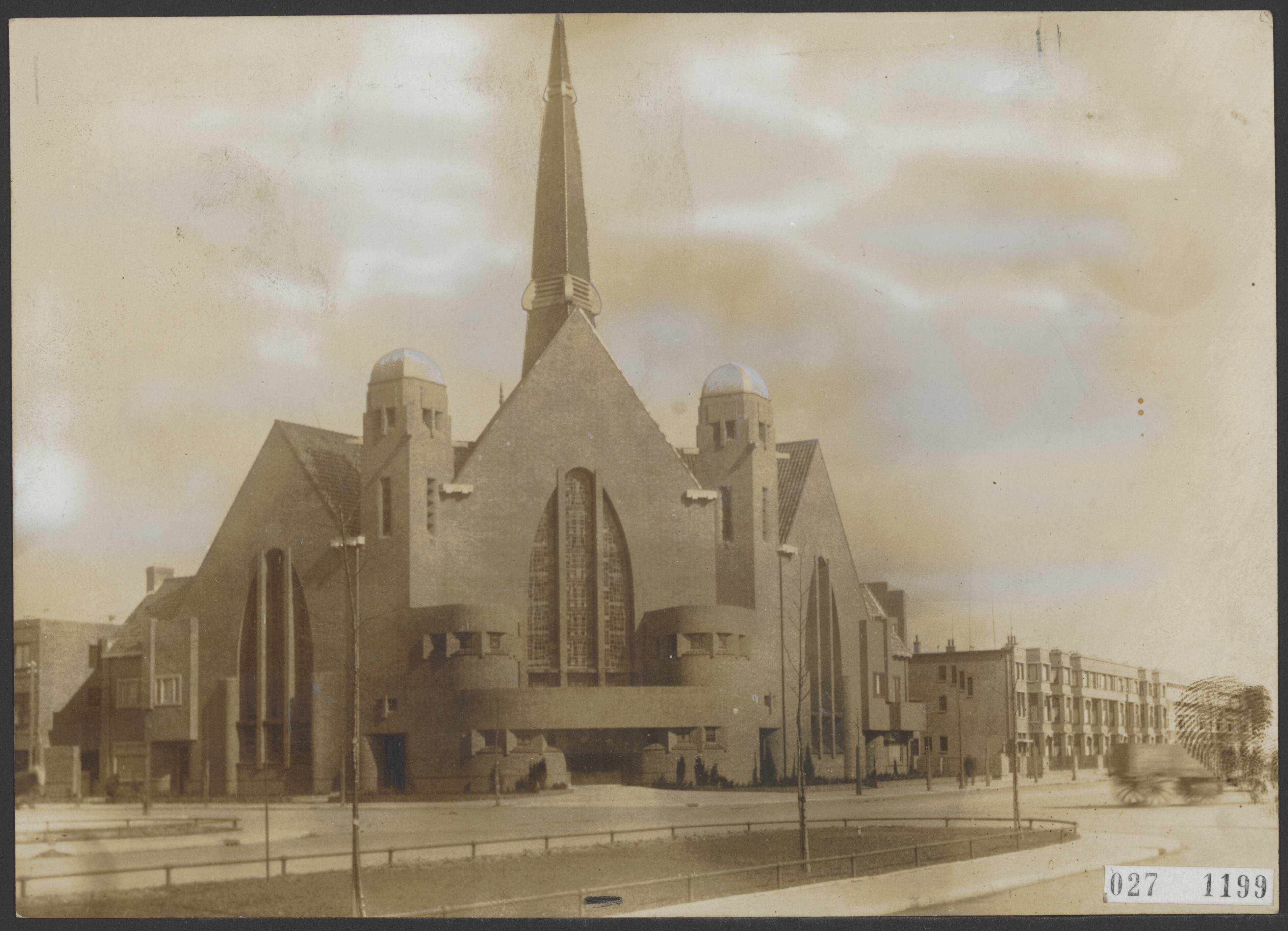 Fotocollectie Elsevier Binnenland — Kerk te Groningen — Foto: Fotopersbureau "Holland". Licentie: Set B: Rechtenvrij / Publiek Domein. Bron: Nationaal Archief. http://hdl.handle.net/10648/addbed58-d0b4-102d-bcf8-003048976d84