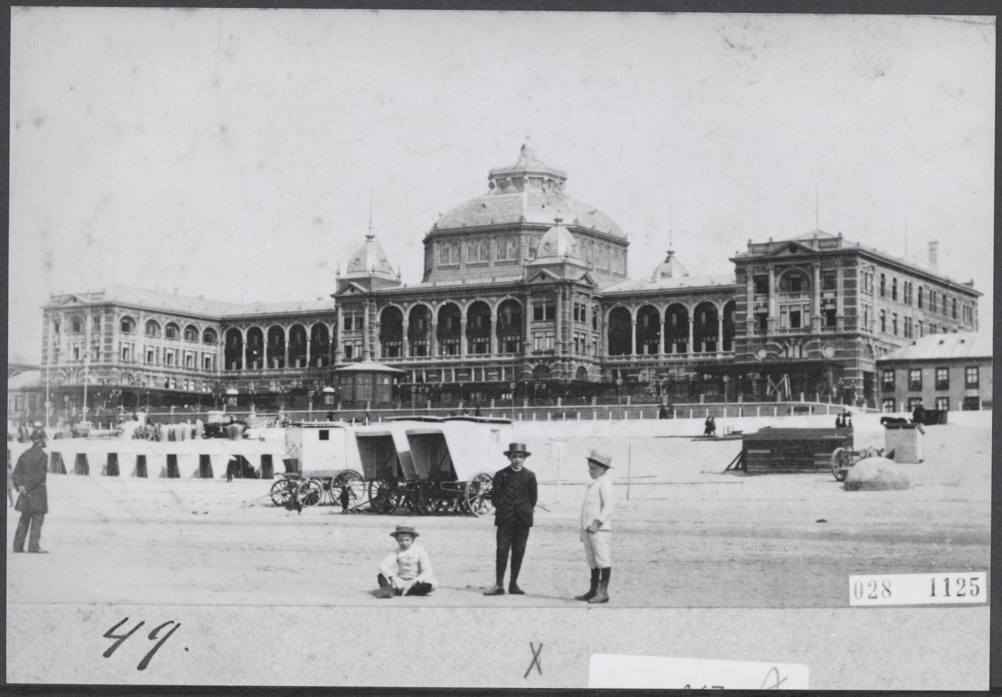 Fotocollectie Elsevier Binnenland — Kurhaus te Scheveningen — Foto: Onbekend / Publiek Domein of Rechtenvrij. Licentie: Set B: Rechtenvrij / Publiek Domein. Bron: Nationaal Archief. http://hdl.handle.net/10648/addfd67a-d0b4-102d-bcf8-003048976d84