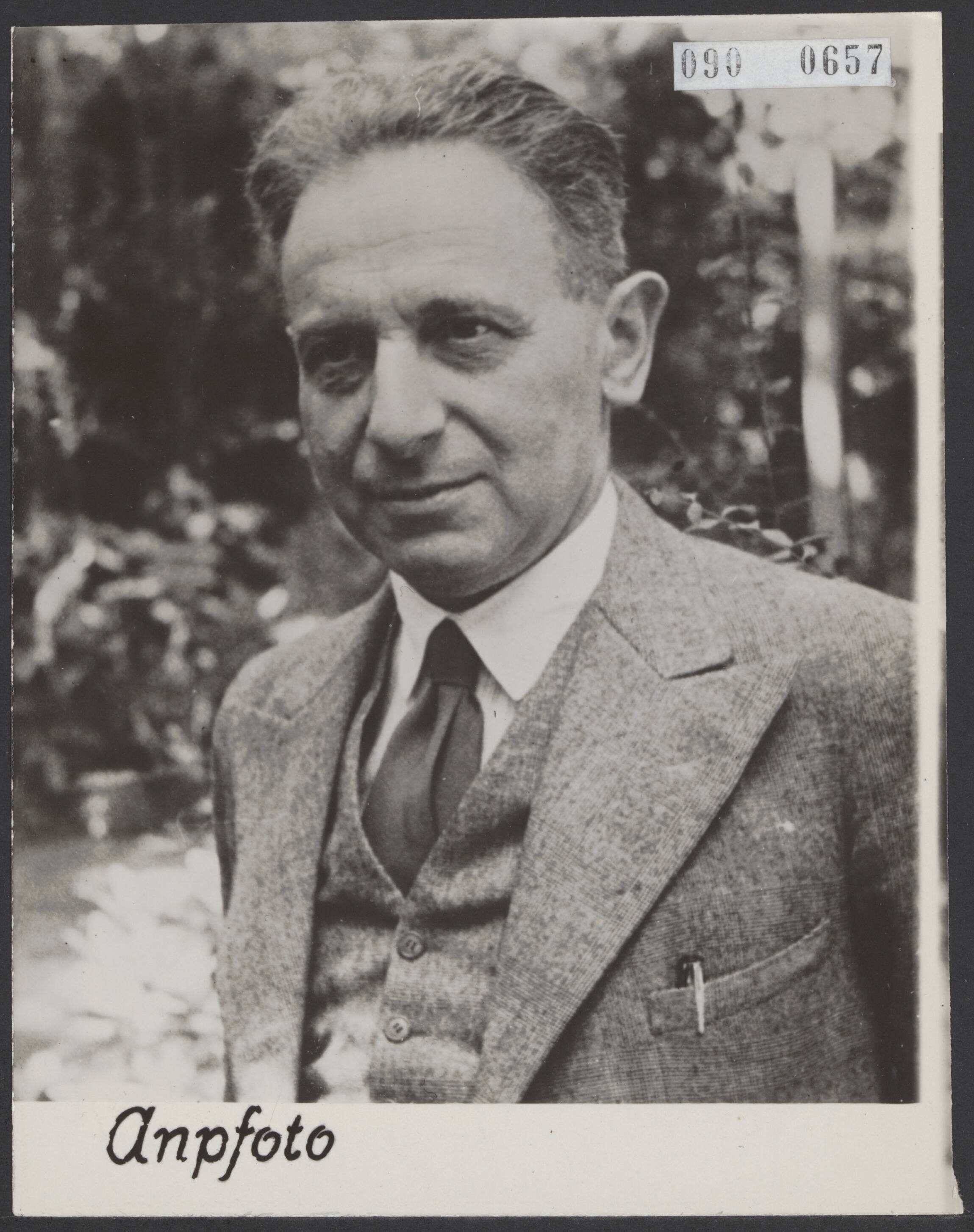 Fotocollectie Elsevier Binnenland — M. van Blankenstein, journalist bij Het Parool — Foto: ANP / RVD of rechtenvrij. Licentie: Set B: Rechtenvrij / Publiek Domein. Bron: Nationaal Archief. http://hdl.handle.net/10648/ae1c9bb4-d0b4-102d-bcf8-003048976d84