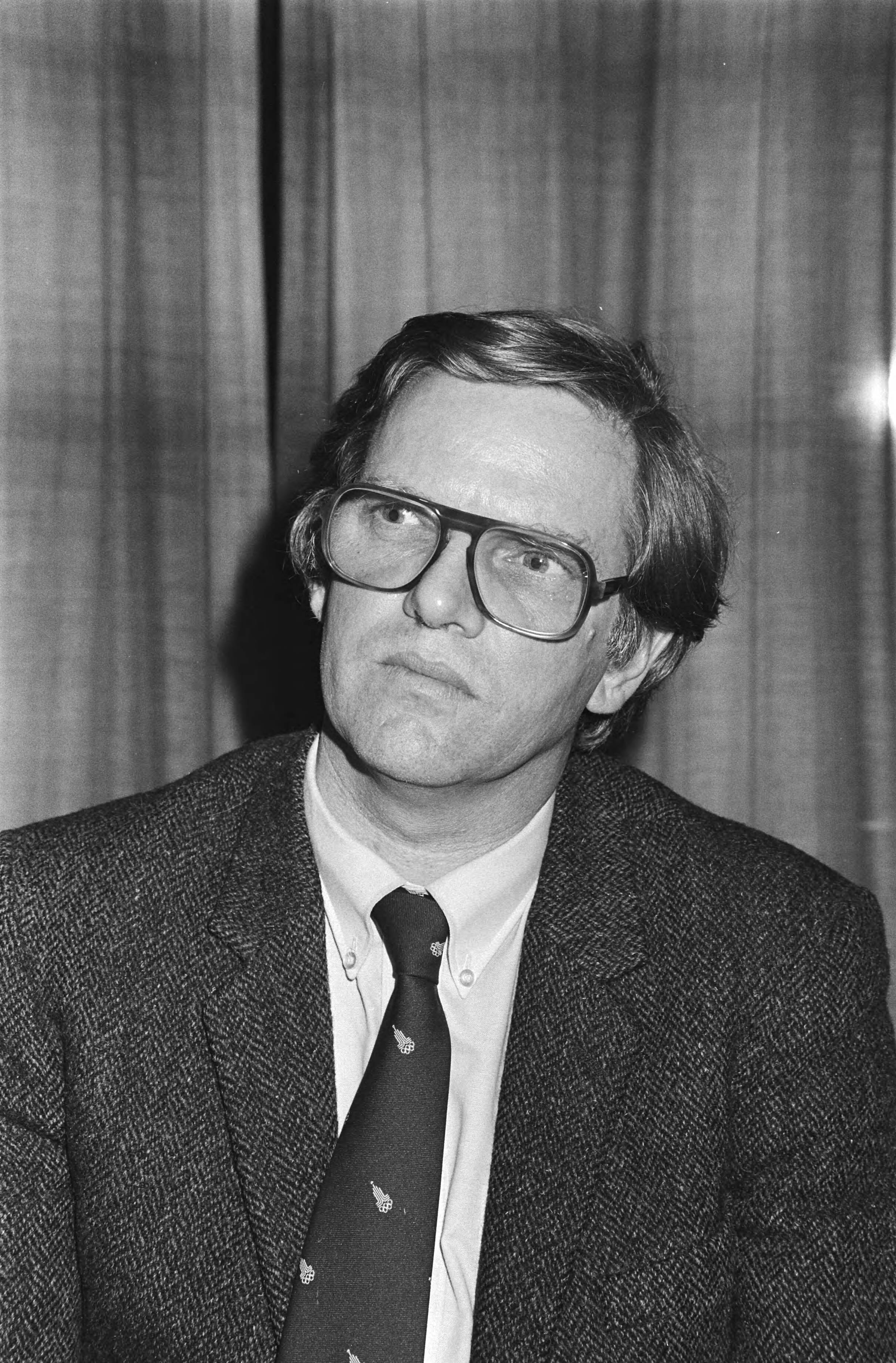 Fotocollectie Anefo — Rapport "Doping geduide middelen" in KNVB-sportcentrum Zeist aan de pers gepresenteerd. F. Kessel (bondsarts) — Foto: Dijk, Hans van / Anefo. Licentie: Set B: Rechtenvrij / Publiek Domein. Bron: Nationaal Archief. http://hdl.handle.net/10648/ad105bf2-d0b4-102d-bcf8-003048976d84