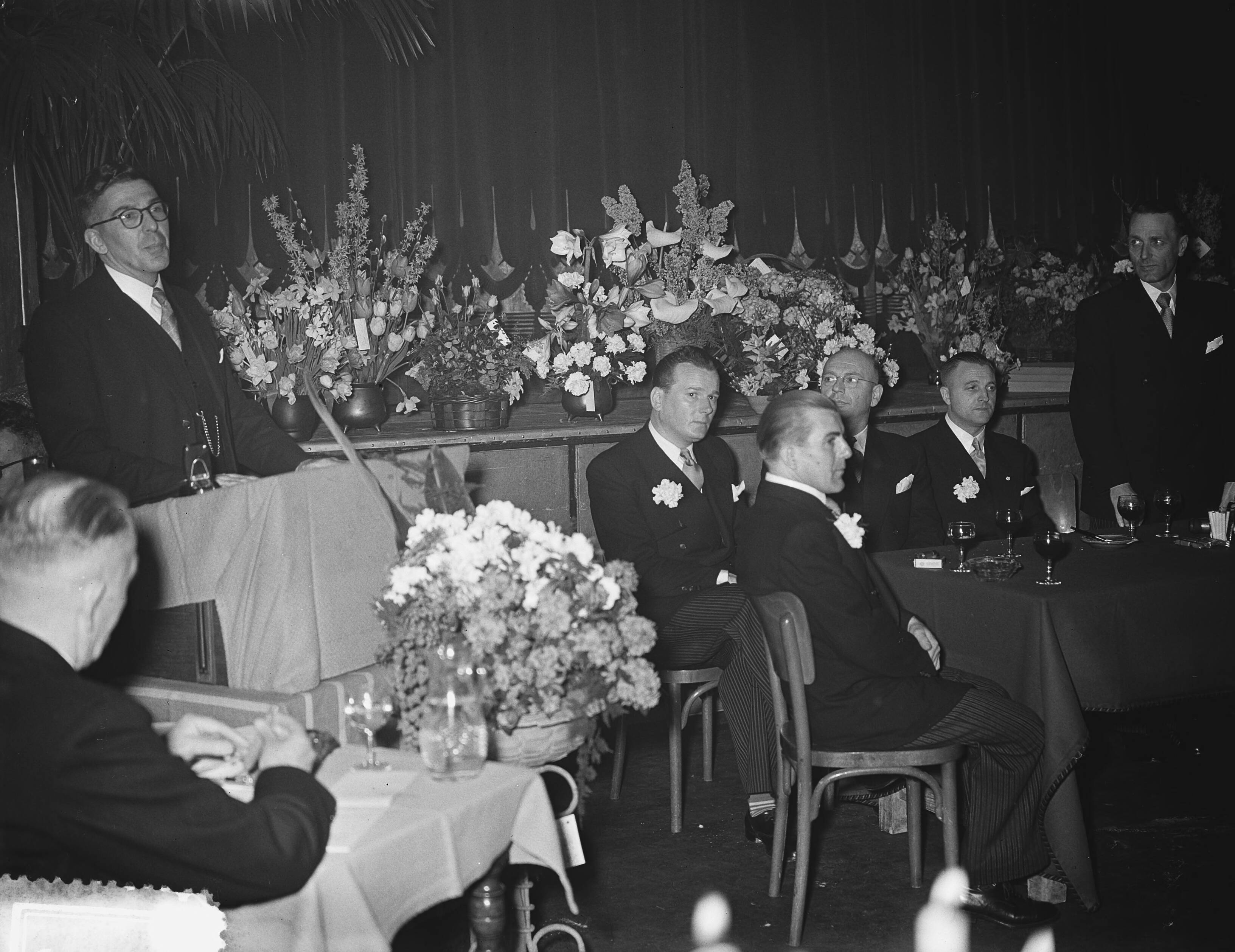 50-jarig jubileum van voetbalvereniging ZFC — Foto: Bilsen, Joop van / Anefo. — Licentie: Set B: Rechtenvrij / Publiek Domein. Bron: Nationaal Archief. http://hdl.handle.net/10648/a91f8f0e-d0b4-102d-bcf8-003048976d84