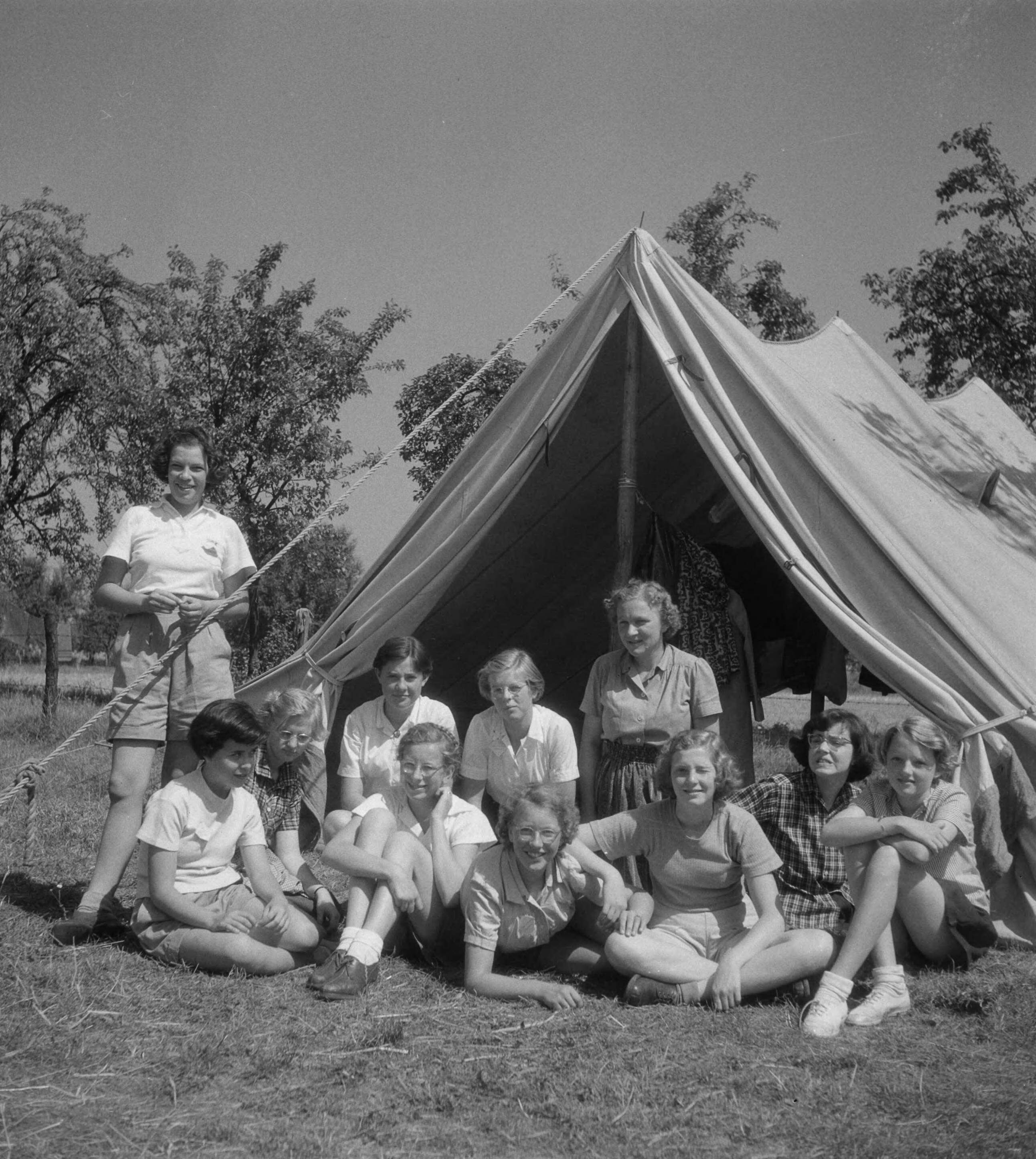 VCJC kamp Mheer — Foto: Oorschot, […] van / Anefo. — Licentie: Set B: Rechtenvrij / Publiek Domein. Bron: Nationaal Archief. http://hdl.handle.net/10648/a8dd42f2-d0b4-102d-bcf8-003048976d84
