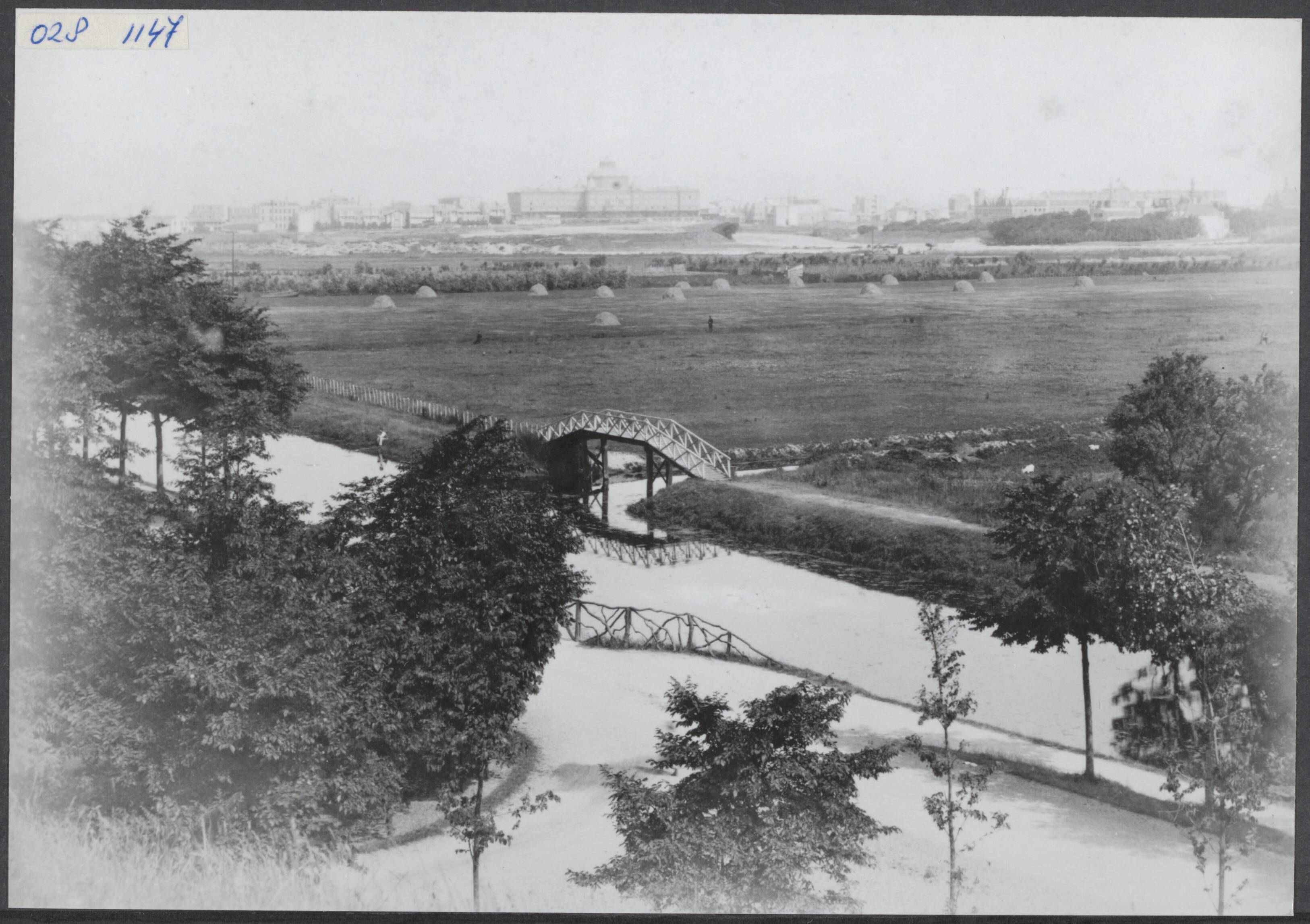 Fotocollectie Elsevier Binnenland — Gezicht op Scheveningen vanuit Scheveningse Bosjes — Foto: Onbekend / Publiek Domein of Rechtenvrij. Licentie: Set B: Rechtenvrij / Publiek Domein. Bron: Nationaal Archief. http://hdl.handle.net/10648/addfe6ce-d0b4-102d-bcf8-003048976d84