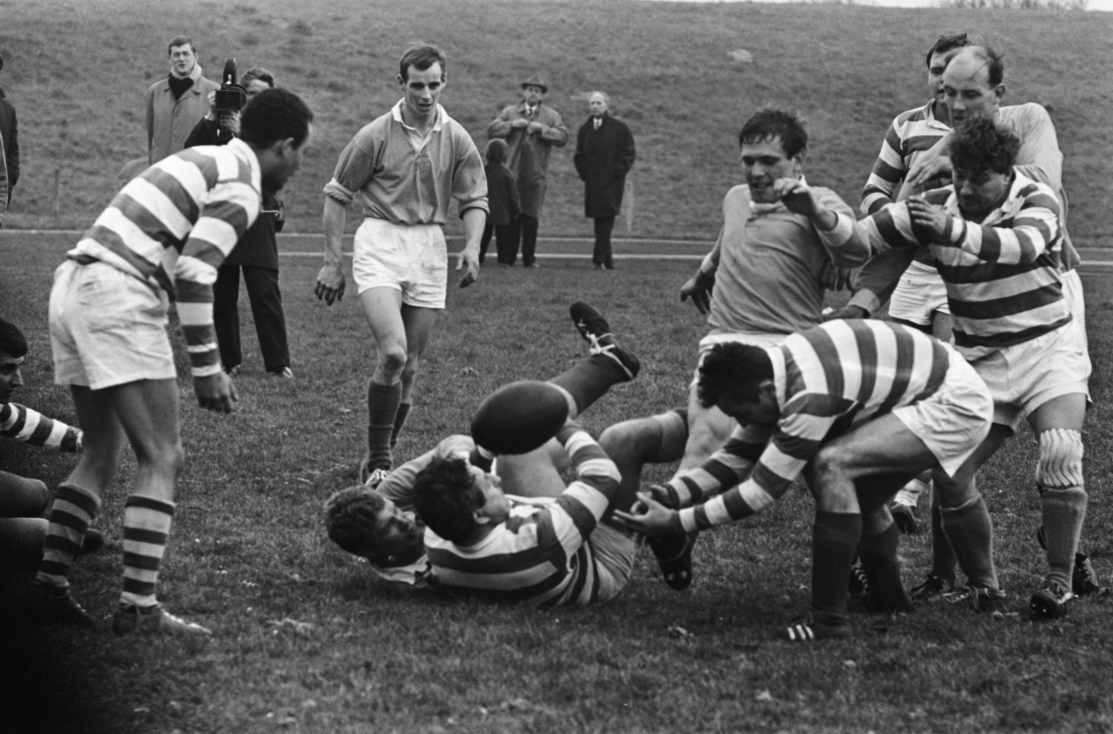 Fotocollectie Anefo — Rugby. Nederland tegen België te Rijswijk 14-3, Spelmoment — Foto: Koch, Eric / Anefo. Licentie: Set B: Rechtenvrij / Publiek Domein. Bron: Nationaal Archief. http://hdl.handle.net/10648/aa9d14e6-d0b4-102d-bcf8-003048976d84