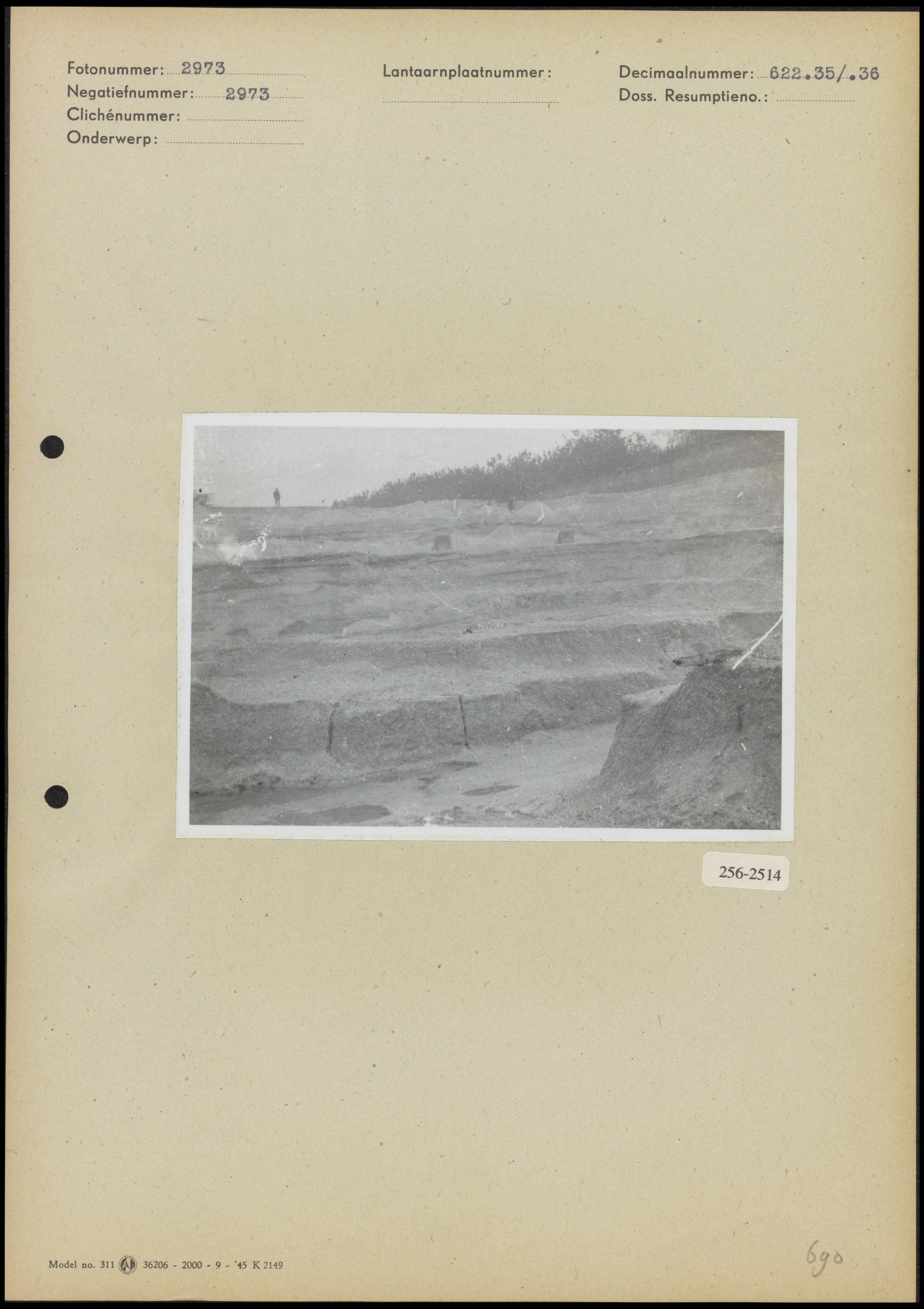 Mergelgroeven — Mergelgroeve van de firma Sieben te Voerendaal — Foto: Onbekend / Publiek Domein of Rechtenvrij. Licentie: Set B: Rechtenvrij / Publiek Domein. Bron: Nationaal Archief. http://hdl.handle.net/10648/b017f95e-d0b4-102d-bcf8-003048976d84