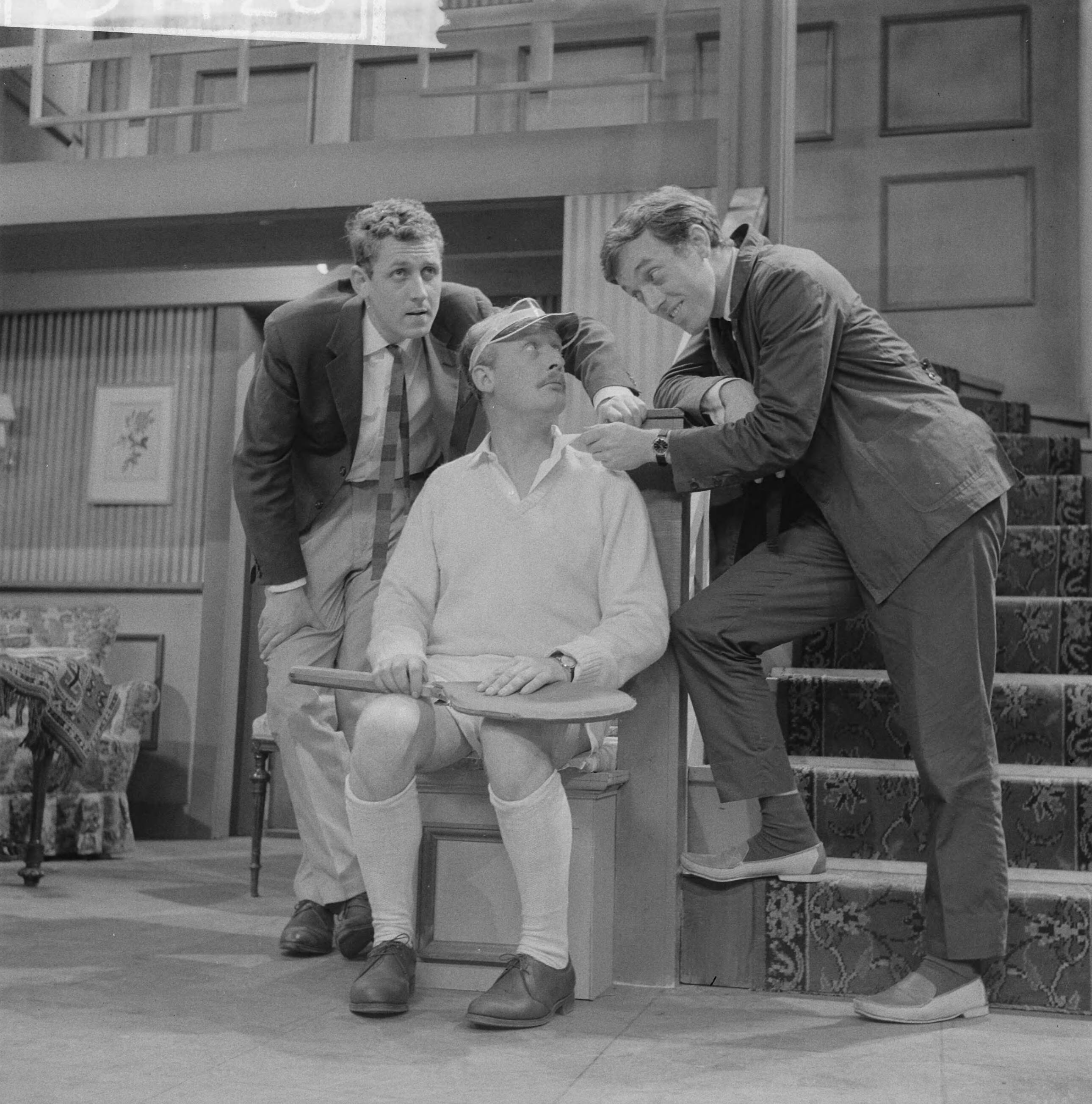 Fotocollectie Anefo — Televisiespel "Nooit Gedacht". John Lanting, Onno Molenkamp en John Leddy — Foto: Nijs, Jac. de / Anefo. Licentie: Set B: Rechtenvrij / Publiek Domein. Bron: Nationaal Archief. http://hdl.handle.net/10648/a9ead272-d0b4-102d-bcf8-003048976d84