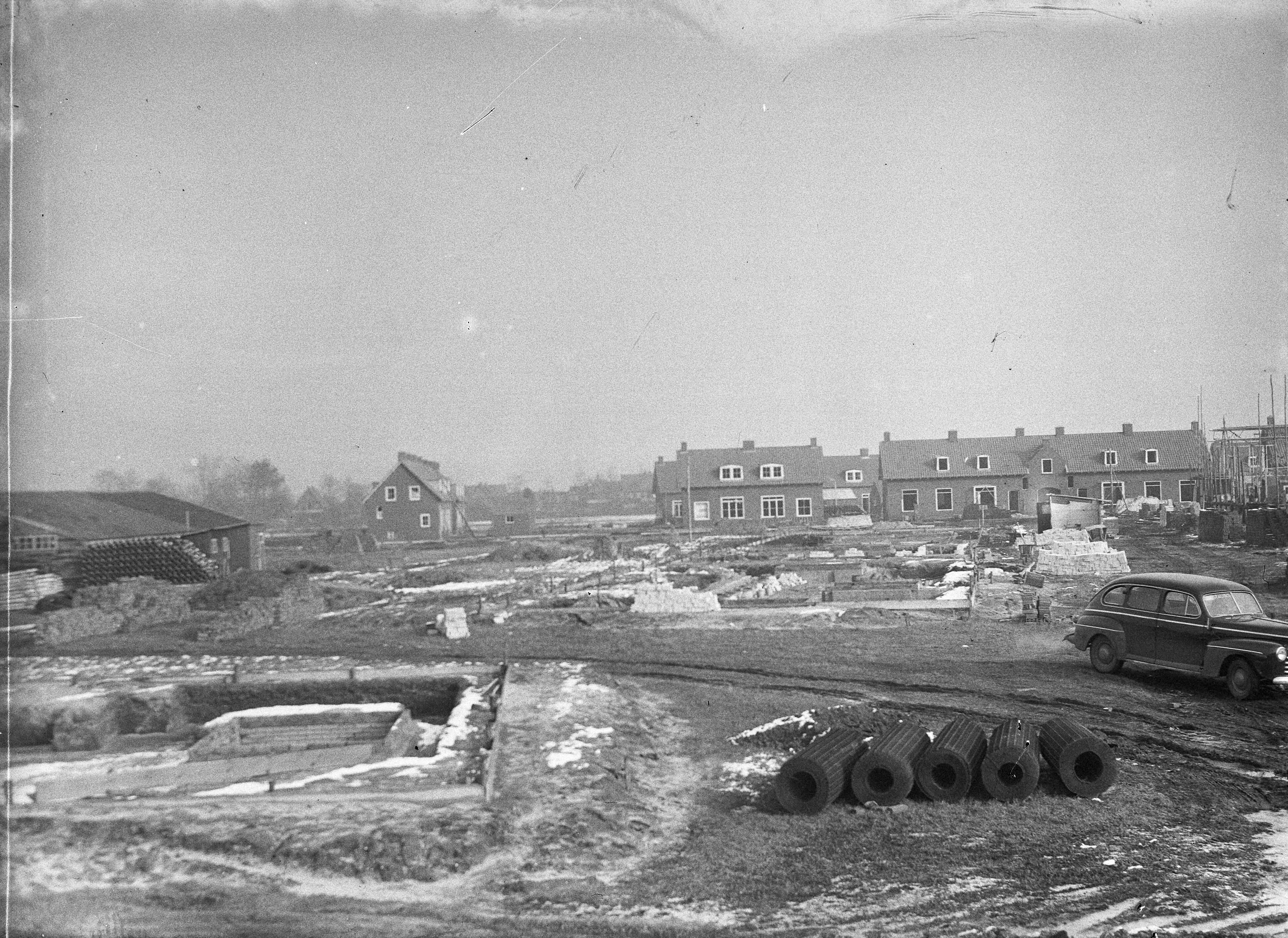 Fotocollectie Anefo — Wederopbouw Winschoten. Graaf Lodewijkstraat — Foto: Sagers, Harry / Anefo. Licentie: Set B: Rechtenvrij / Publiek Domein. Bron: Nationaal Archief. http://hdl.handle.net/10648/a8afae82-d0b4-102d-bcf8-003048976d84