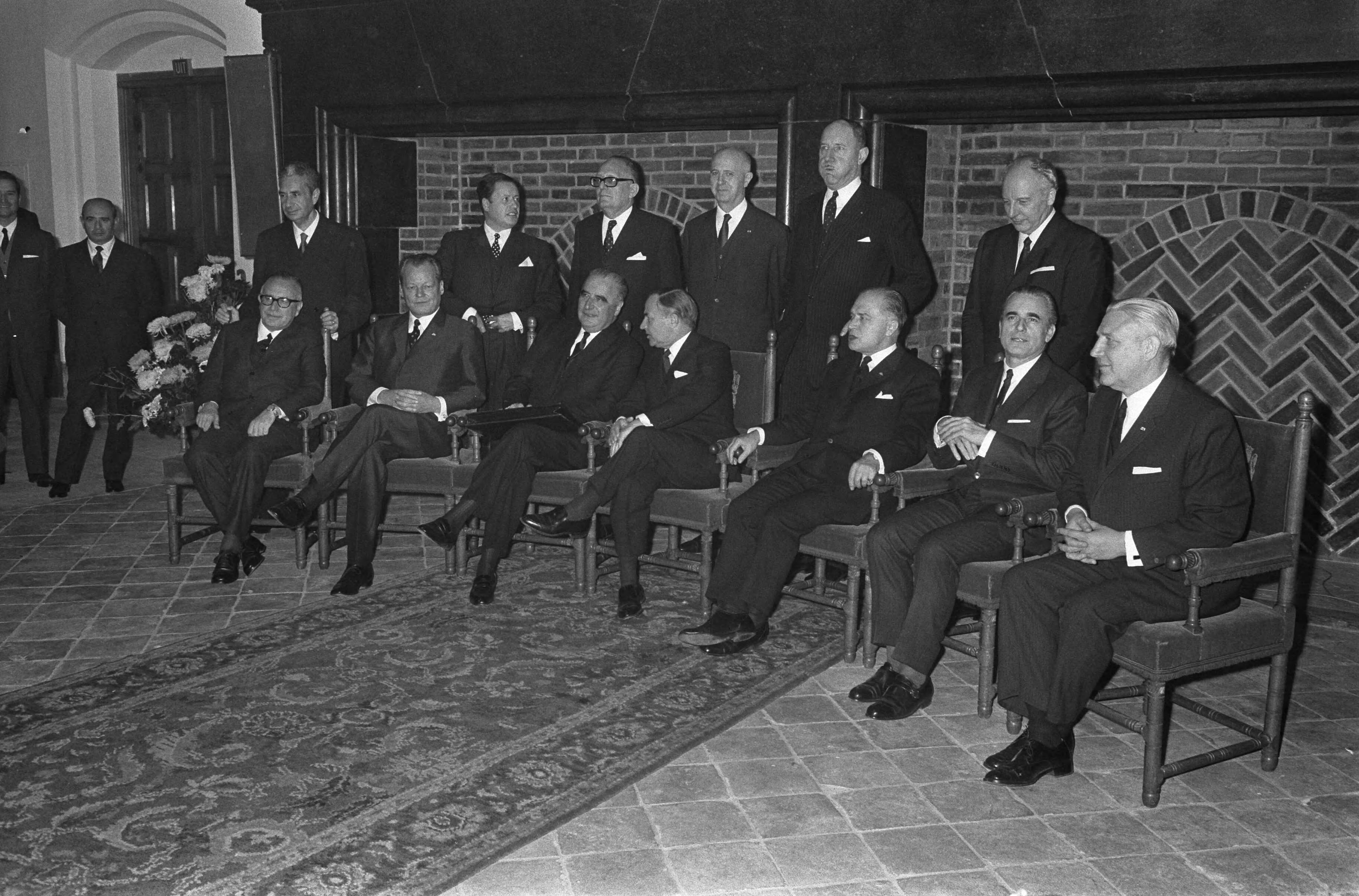 Fotocollectie Anefo — EEG-Topconferentie in Den Haag . Opening. Zie 230353 — Foto: Koch, Eric / Anefo. Licentie: Set B: Rechtenvrij / Publiek Domein. Bron: Nationaal Archief. http://hdl.handle.net/10648/ab841ae4-d0b4-102d-bcf8-003048976d84
