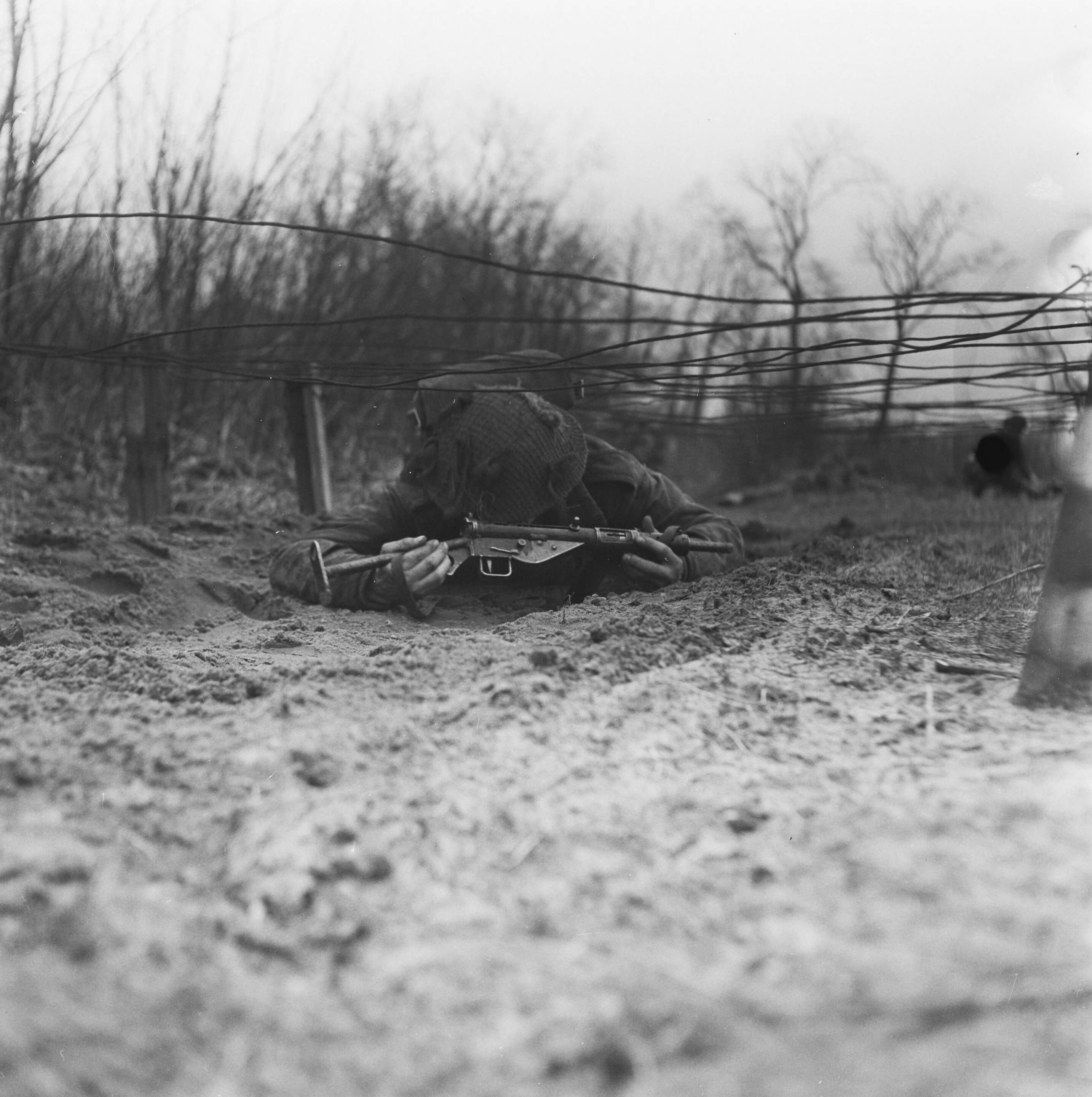 Fotocollectie Anefo — Opleidingskamp Bloemendaal — Foto: Breijer, Charles / Anefo. Licentie: Set B: Rechtenvrij / Publiek Domein. Bron: Nationaal Archief. http://hdl.handle.net/10648/a898b902-d0b4-102d-bcf8-003048976d84
