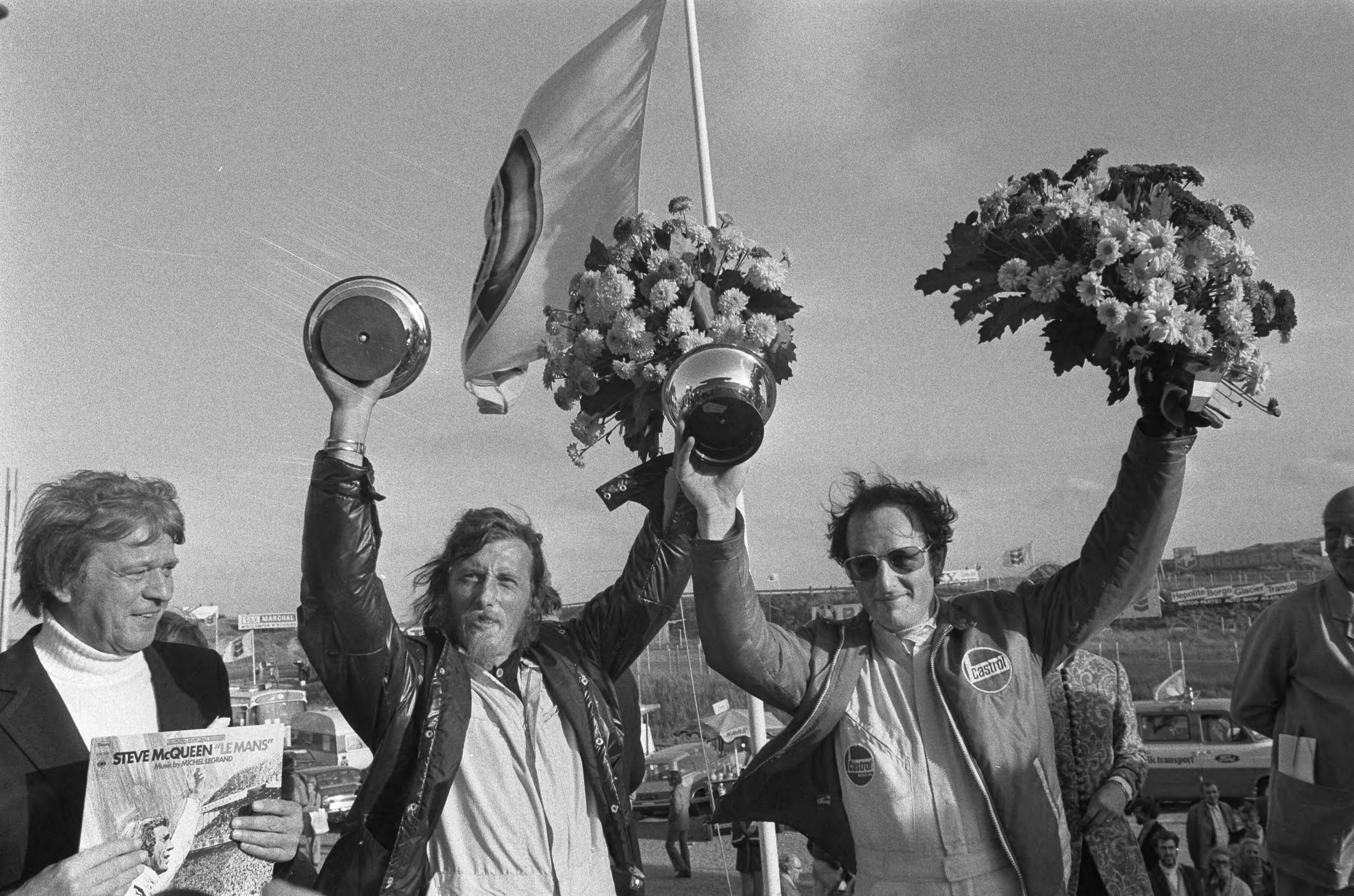 Fotocollectie Anefo — Autoraces Zandvoort — Foto: Mieremet, Rob / Anefo. Licentie: Set B: Rechtenvrij / Publiek Domein. Bron: Nationaal Archief. http://hdl.handle.net/10648/abd2be74-d0b4-102d-bcf8-003048976d84