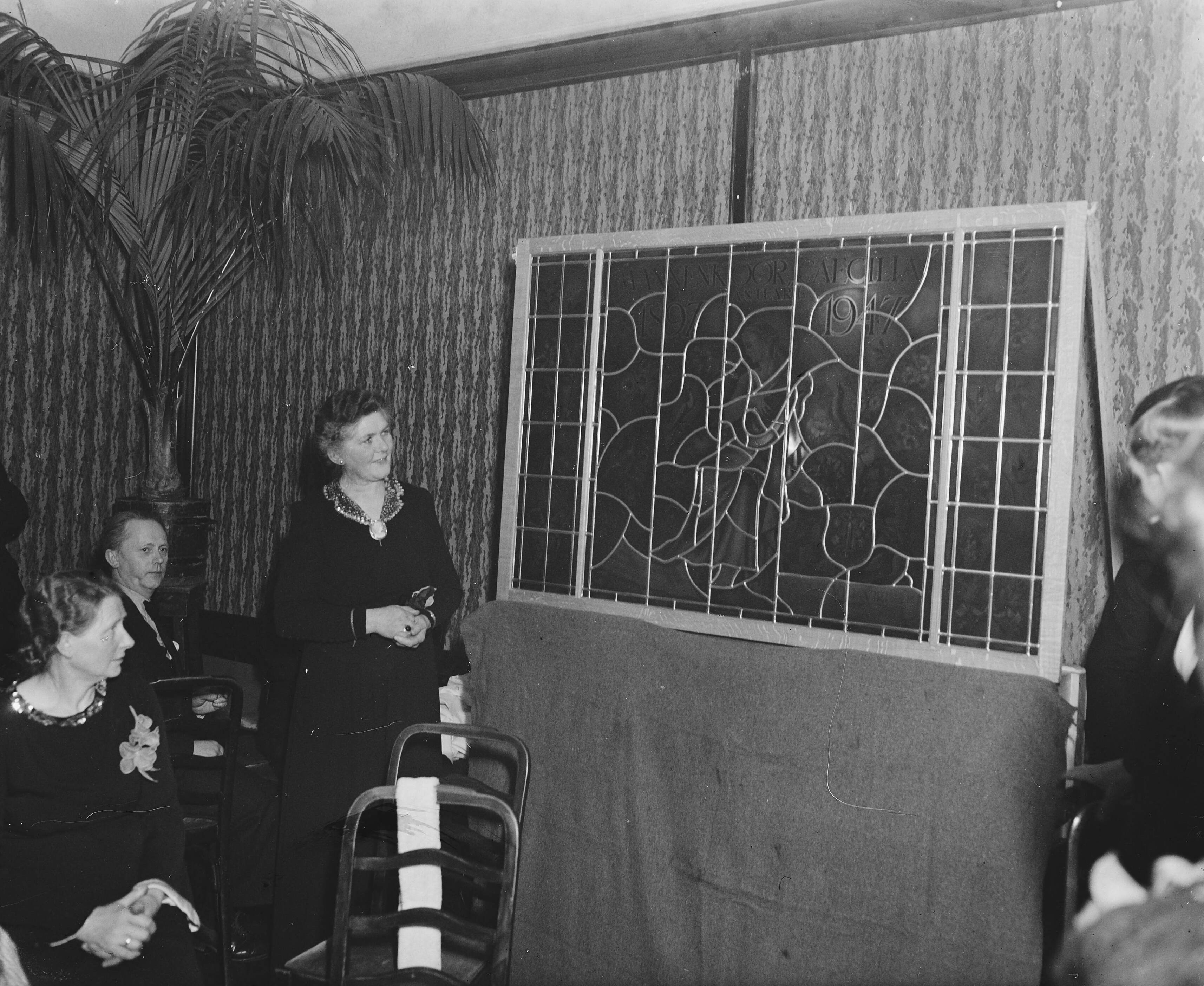Fotocollectie Anefo — 50-jarig bestaan van de Mannenzangvereniging "Caecilia" te Haarlem — Foto: Wisman, Bram / Anefo. Licentie: Set B: Rechtenvrij / Publiek Domein. Bron: Nationaal Archief. http://hdl.handle.net/10648/a8a438f4-d0b4-102d-bcf8-003048976d84