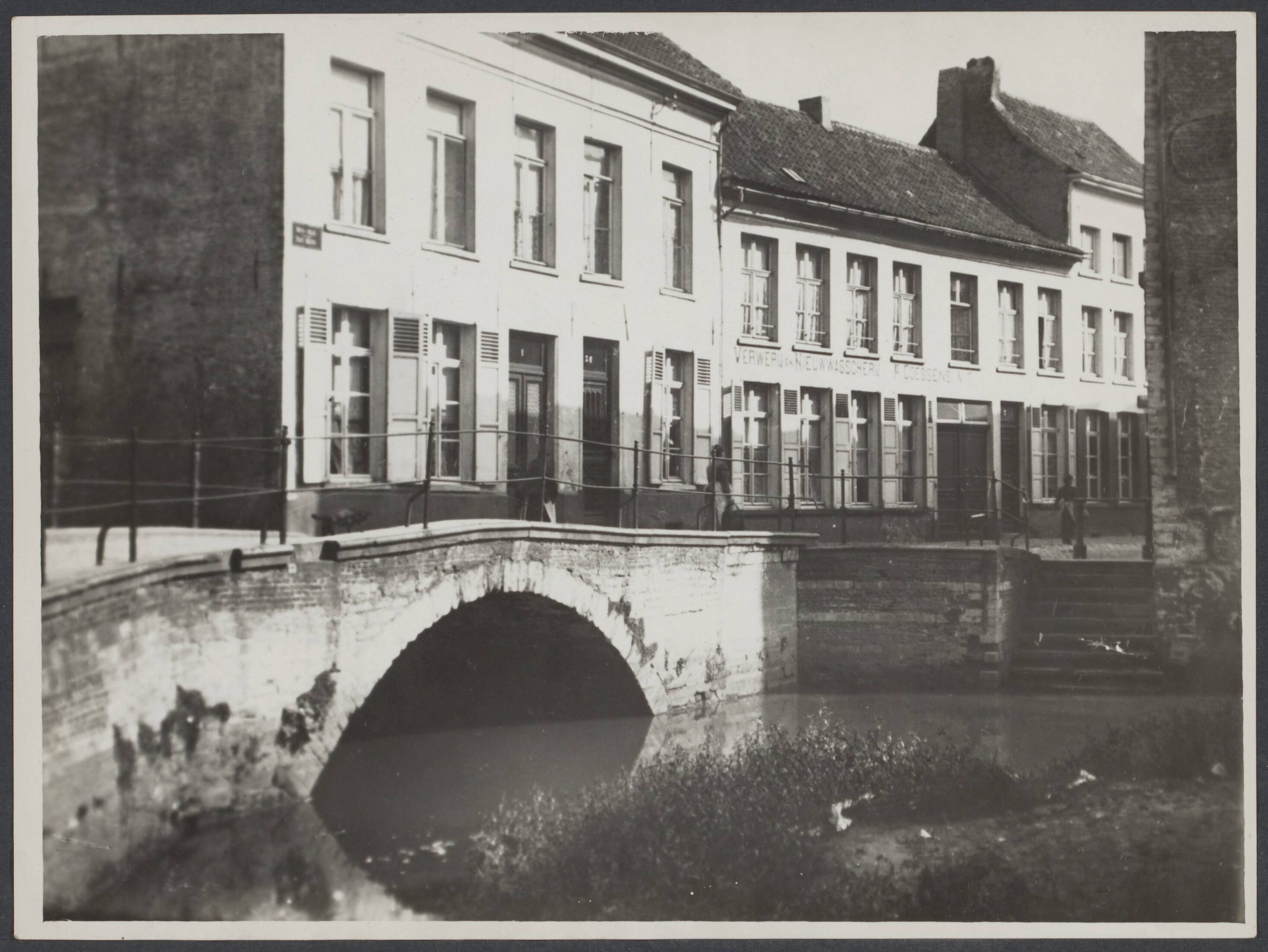 Mechelen — Mechelen. Meysbrug over de Melaan — Foto: Onbekend / Publiek Domein of Rechtenvrij. Licentie: Set B: Rechtenvrij / Publiek Domein. Bron: Nationaal Archief. http://hdl.handle.net/10648/11d03128-3a10-e254-2123-3657b21e4433