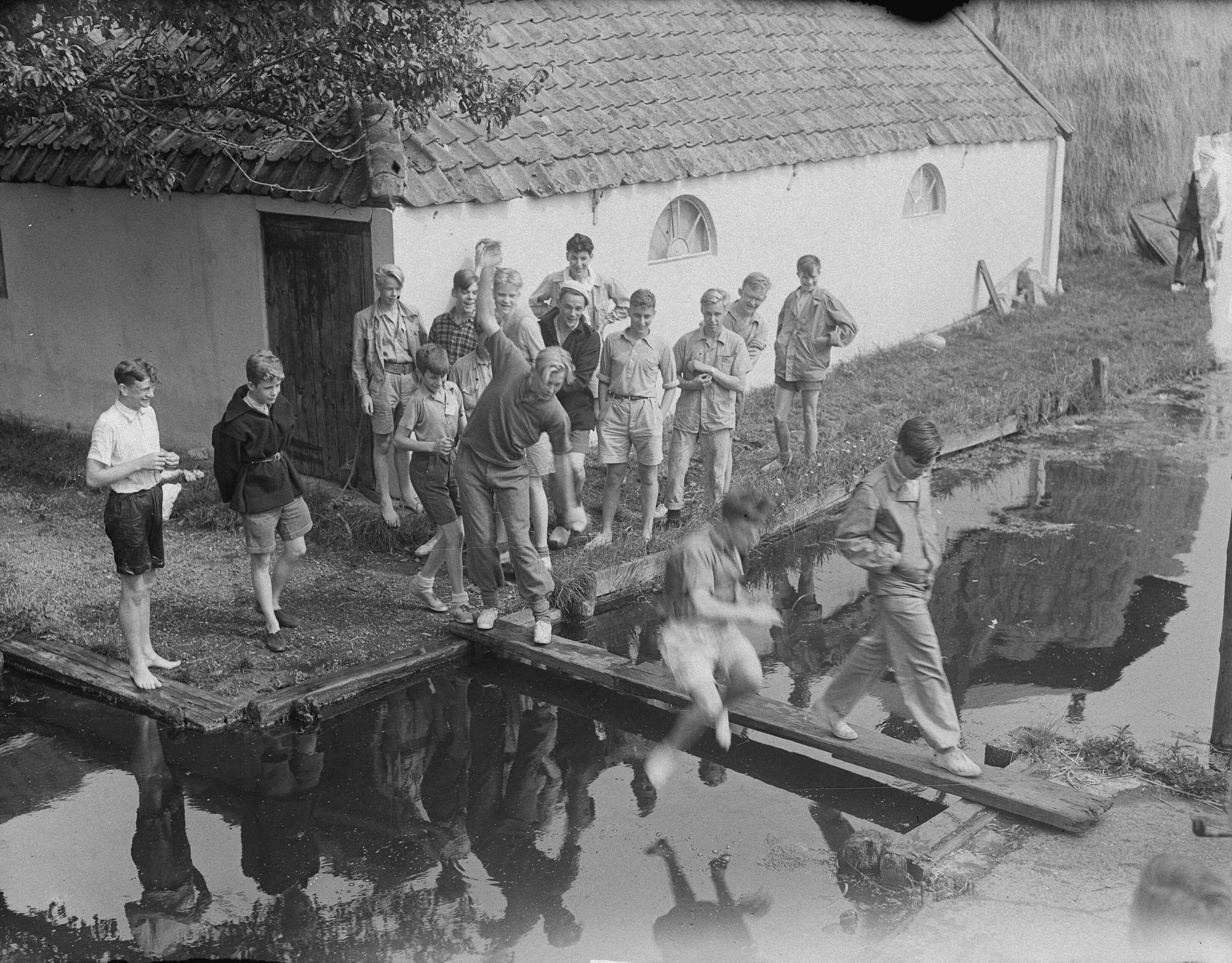 Fotocollectie Anefo — VCWC Vinkeveen — Foto: Winterbergen, Rolf / Anefo. Licentie: Set B: Rechtenvrij / Publiek Domein. Bron: Nationaal Archief. http://hdl.handle.net/10648/a8cb982c-d0b4-102d-bcf8-003048976d84