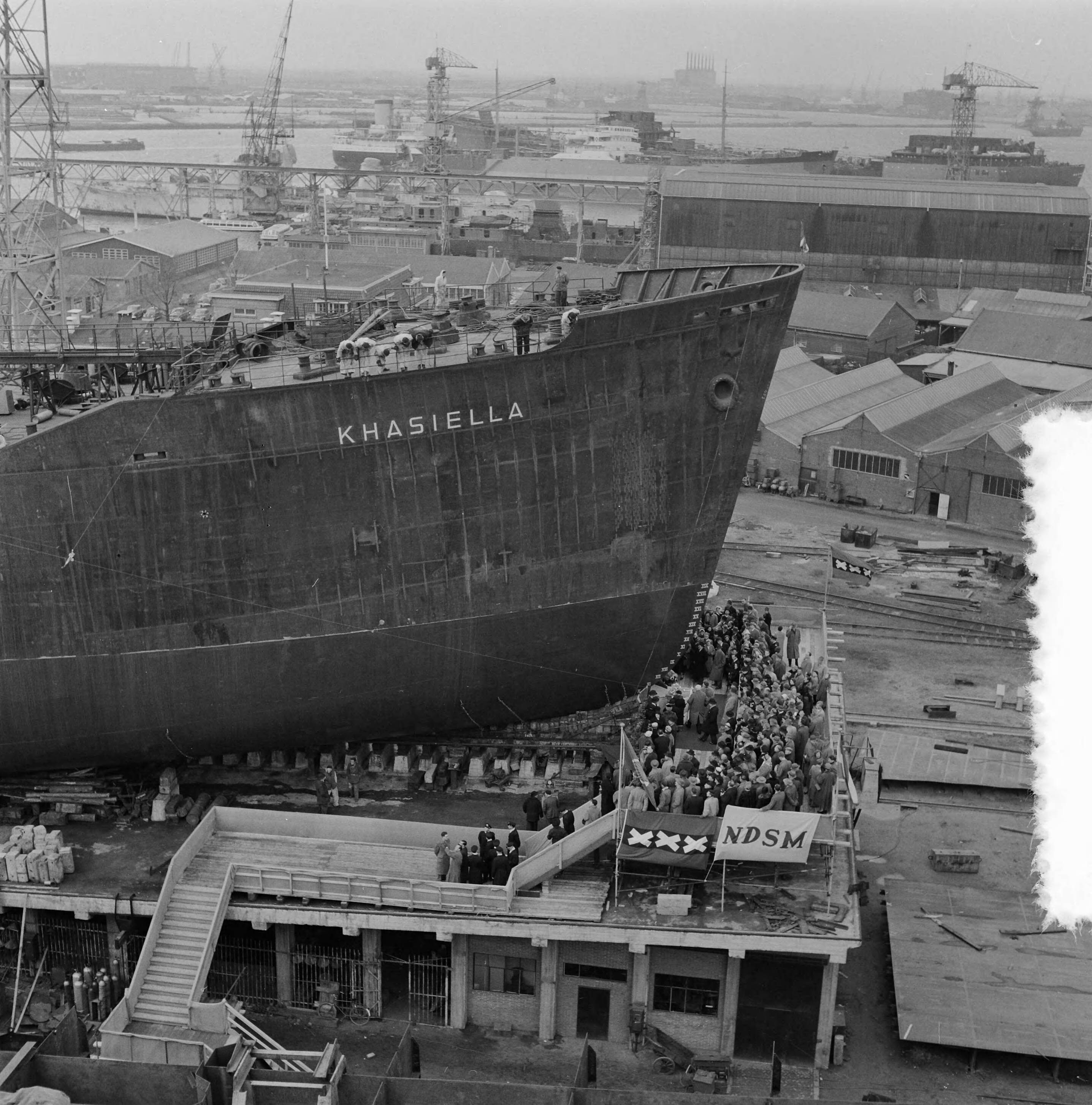 Proefvaart m.s. "Etly Danielsen" gebouwd bij de NV Zaanlandse Scheepsbouw Mij. te Zaandam — Foto: Bilsen, Joop van / Anefo. — Licentie: Set B: Rechtenvrij / Publiek Domein. Bron: Nationaal Archief. http://hdl.handle.net/10648/a9401ea4-d0b4-102d-bcf8-003048976d84