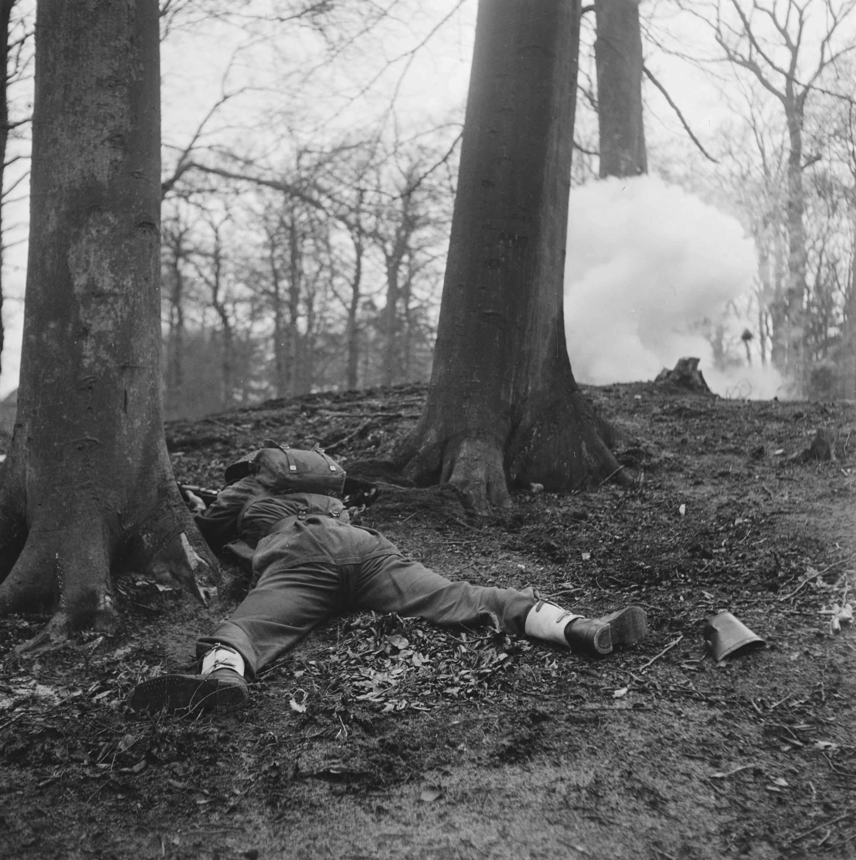 Fotocollectie Anefo — Opleidingskamp Bloemendaal — Foto: Breijer, Charles / Anefo. Licentie: Set B: Rechtenvrij / Publiek Domein. Bron: Nationaal Archief. http://hdl.handle.net/10648/a898ba74-d0b4-102d-bcf8-003048976d84