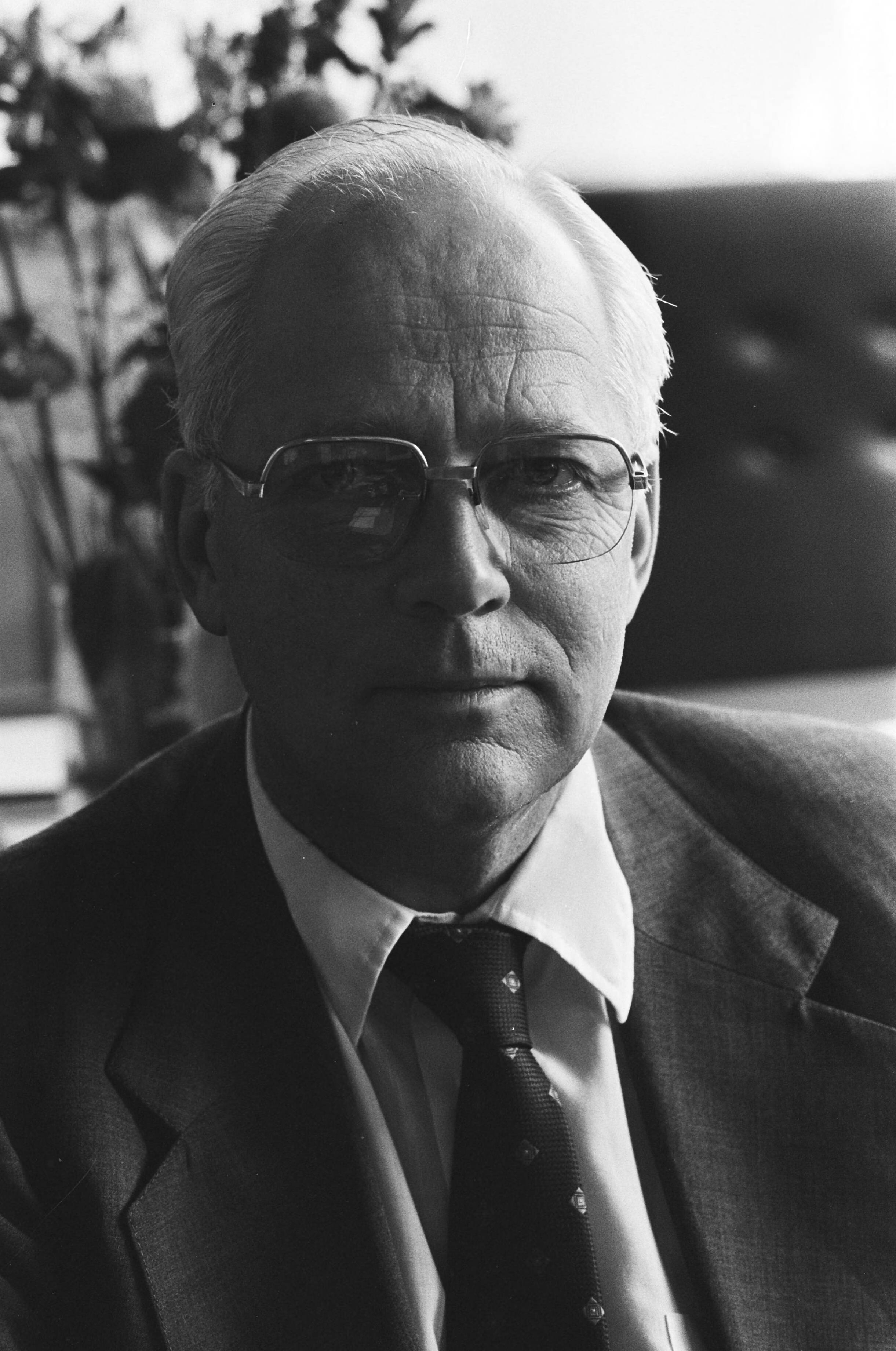 Fotocollectie Anefo — Ir. H.J. Snoep , directeur Etna Breda — Foto: Pereira, Fernando / Anefo. Licentie: Set B: Rechtenvrij / Publiek Domein. Bron: Nationaal Archief. http://hdl.handle.net/10648/accf93a6-d0b4-102d-bcf8-003048976d84