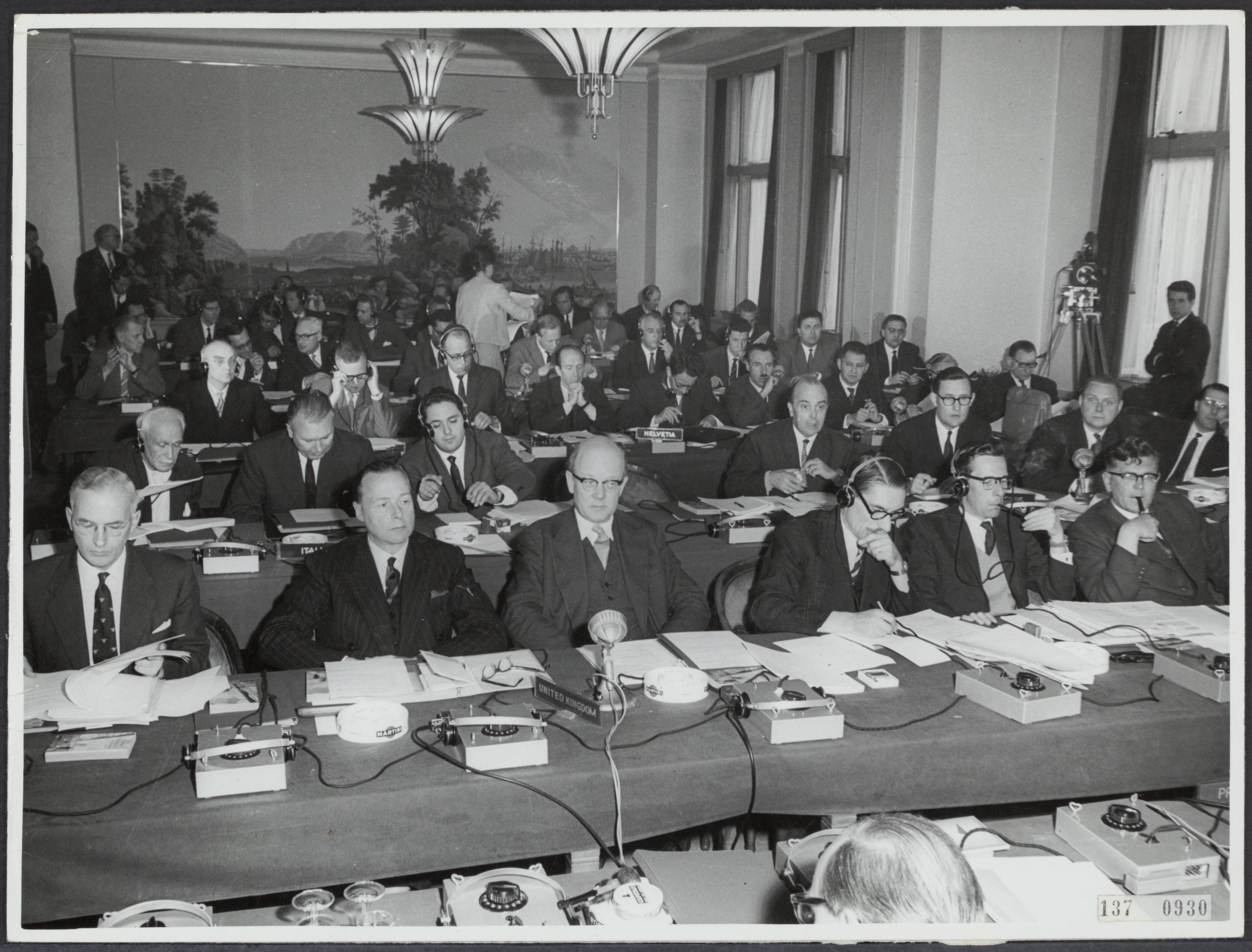 Actualiteiten, binnenland — Congres Ruimtevaart in het Palacehotel te Scheveningen — Foto: Fotobureau Stokvis / RVD. Licentie: Set B: Rechtenvrij / Publiek Domein. Bron: Nationaal Archief. http://hdl.handle.net/10648/af6aad8a-d0b4-102d-bcf8-003048976d84