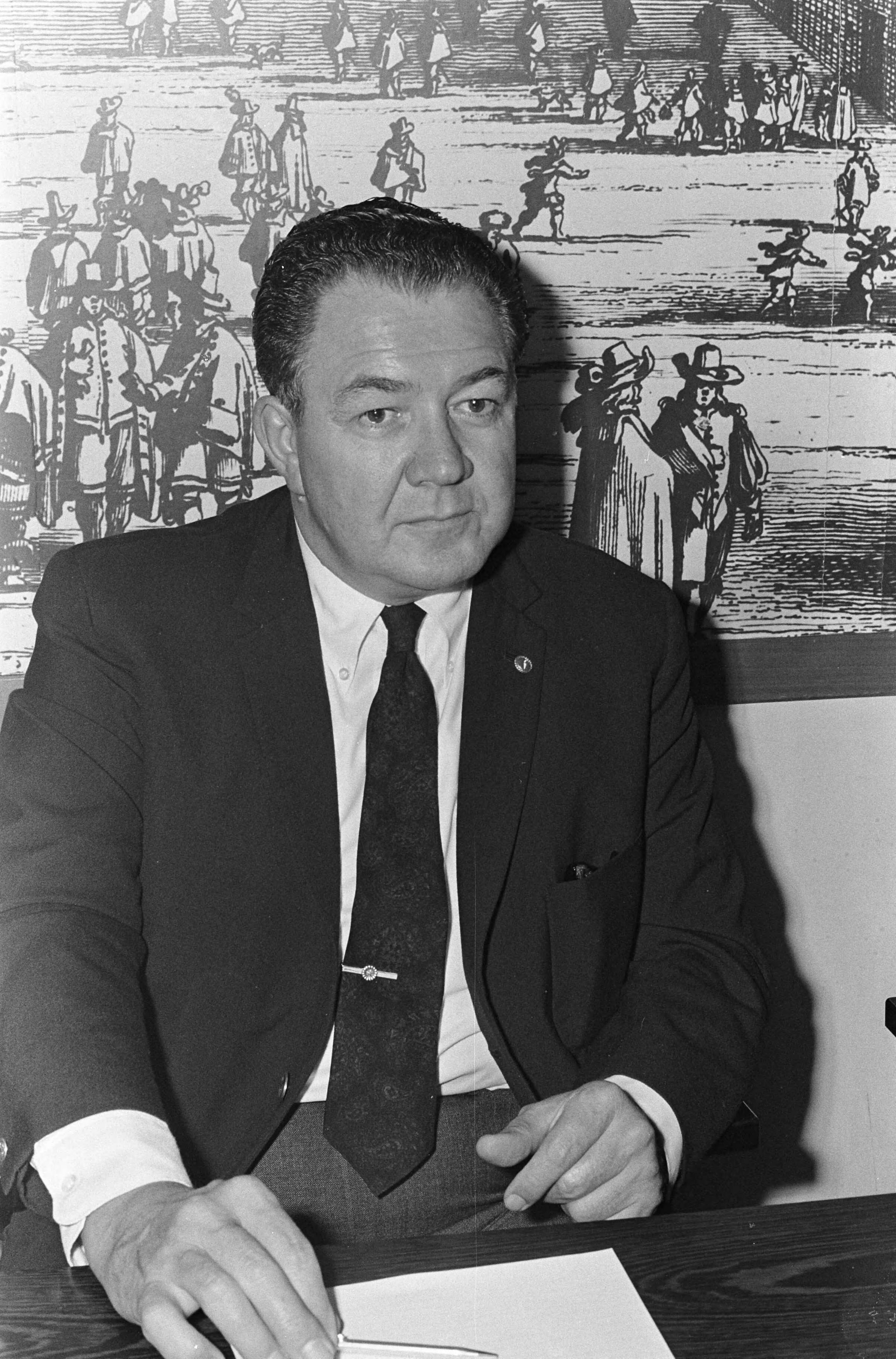 Fotocollectie Anefo — Twaalfde Algemene Assemblee van de World Veterans Federation te Den Haag . Nummer 4 Calvert, nummer 5 Act nummer 6 Lanschot — Foto: Nijs, Jac. de / Anefo. Licentie: Set B: Rechtenvrij / Publiek Domein. Bron: Nationaal Archief. http://hdl.handle.net/10648/ab2651ca-d0b4-102d-bcf8-003048976d84