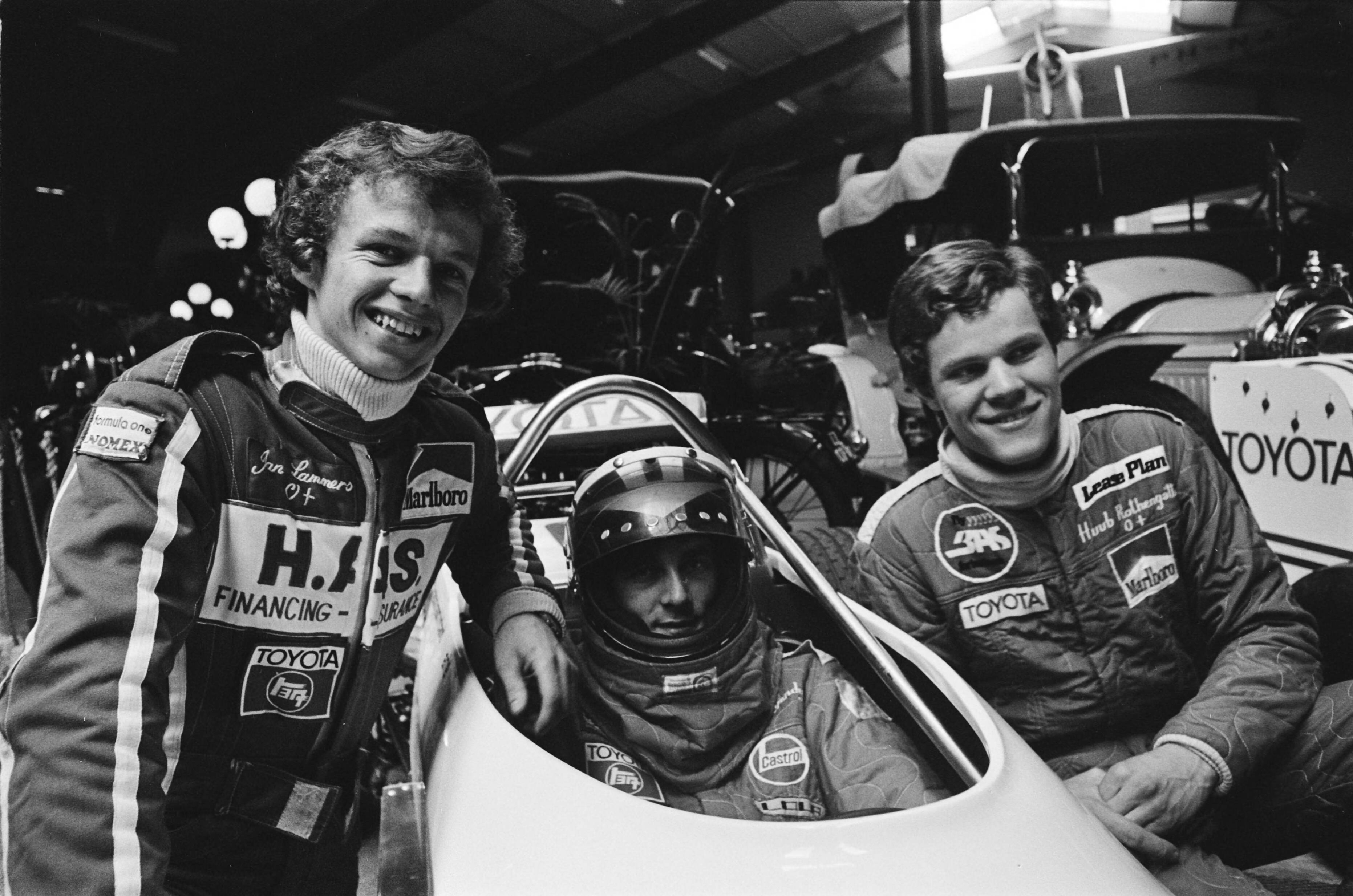 Fotocollectie Anefo — Racing Team Holland gepresenteerd in Nationaal Automobielmuseum in Leidschendam; v.l.n.r. Rothengarten, Luijendijk en Lammers — Foto: Verhoeff, Bert / Anefo. Licentie: Set B: Rechtenvrij / Publiek Domein. Bron: Nationaal Archief. http://hdl.handle.net/10648/acad9044-d0b4-102d-bcf8-003048976d84