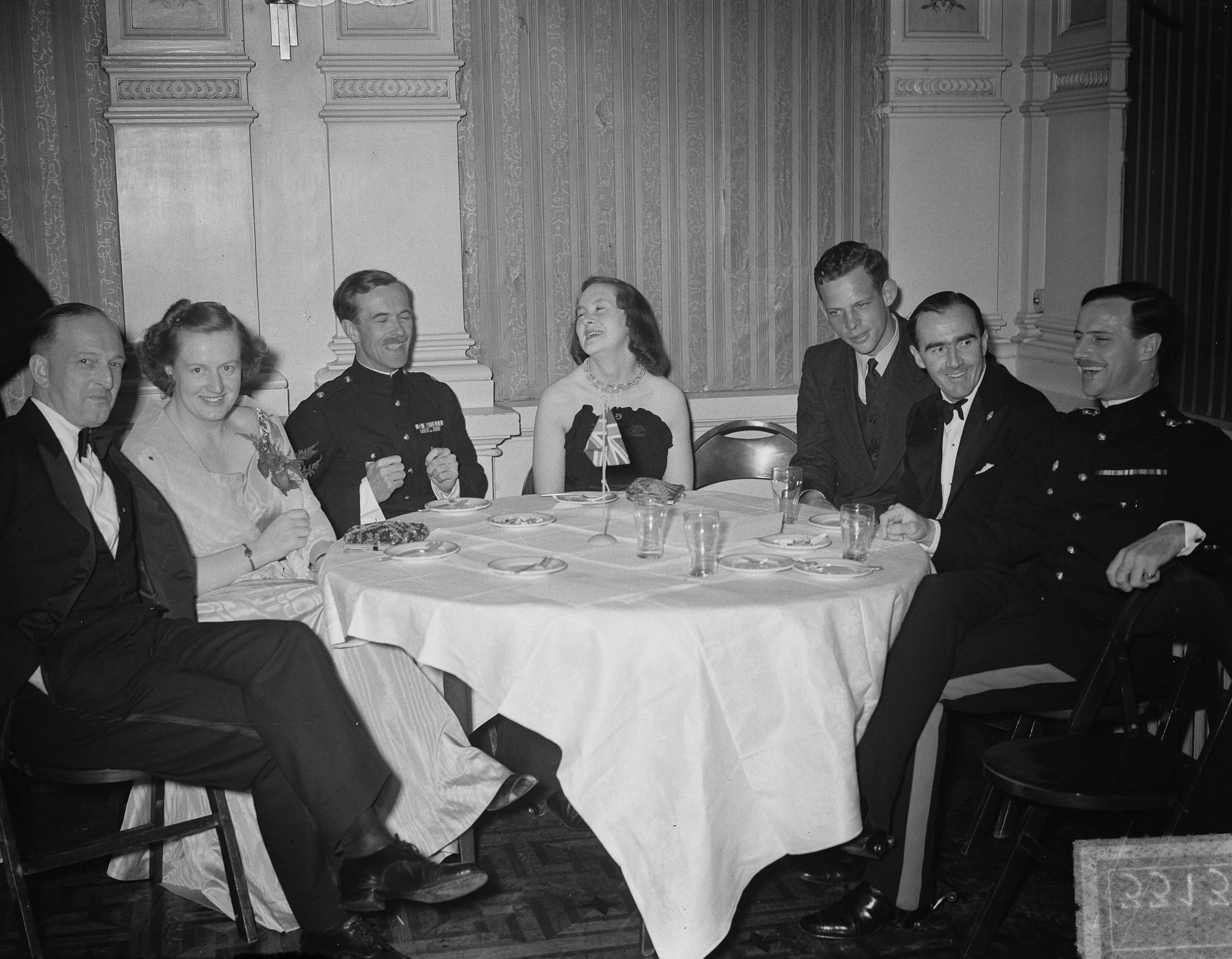 Fotocollectie Anefo — Internationaal Hockeytoernooi Den Haag — Foto: Winterbergen, Rolf / Anefo. Licentie: Set B: Rechtenvrij / Publiek Domein. Bron: Nationaal Archief. http://hdl.handle.net/10648/a8c5f2dc-d0b4-102d-bcf8-003048976d84