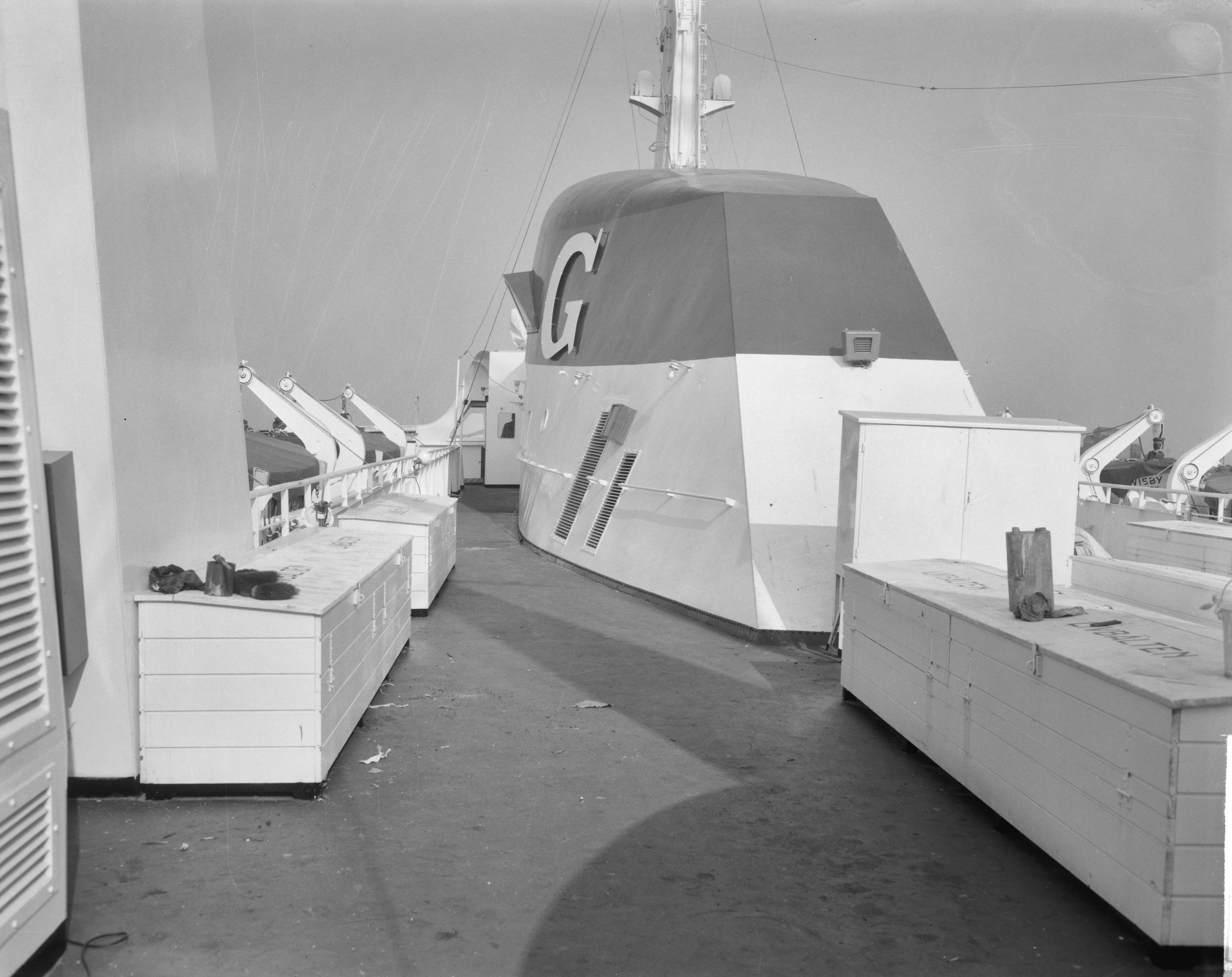 Fotocollectie Anefo — Overdracht van de veerboot "Visby" (opdracht Zaanlandse Scheepsbouw Maatschappij) — Foto: Bilsen, Joop van / Anefo. Licentie: Set B: Rechtenvrij / Publiek Domein. Bron: Nationaal Archief. http://hdl.handle.net/10648/aa6f3422-d0b4-102d-bcf8-003048976d84