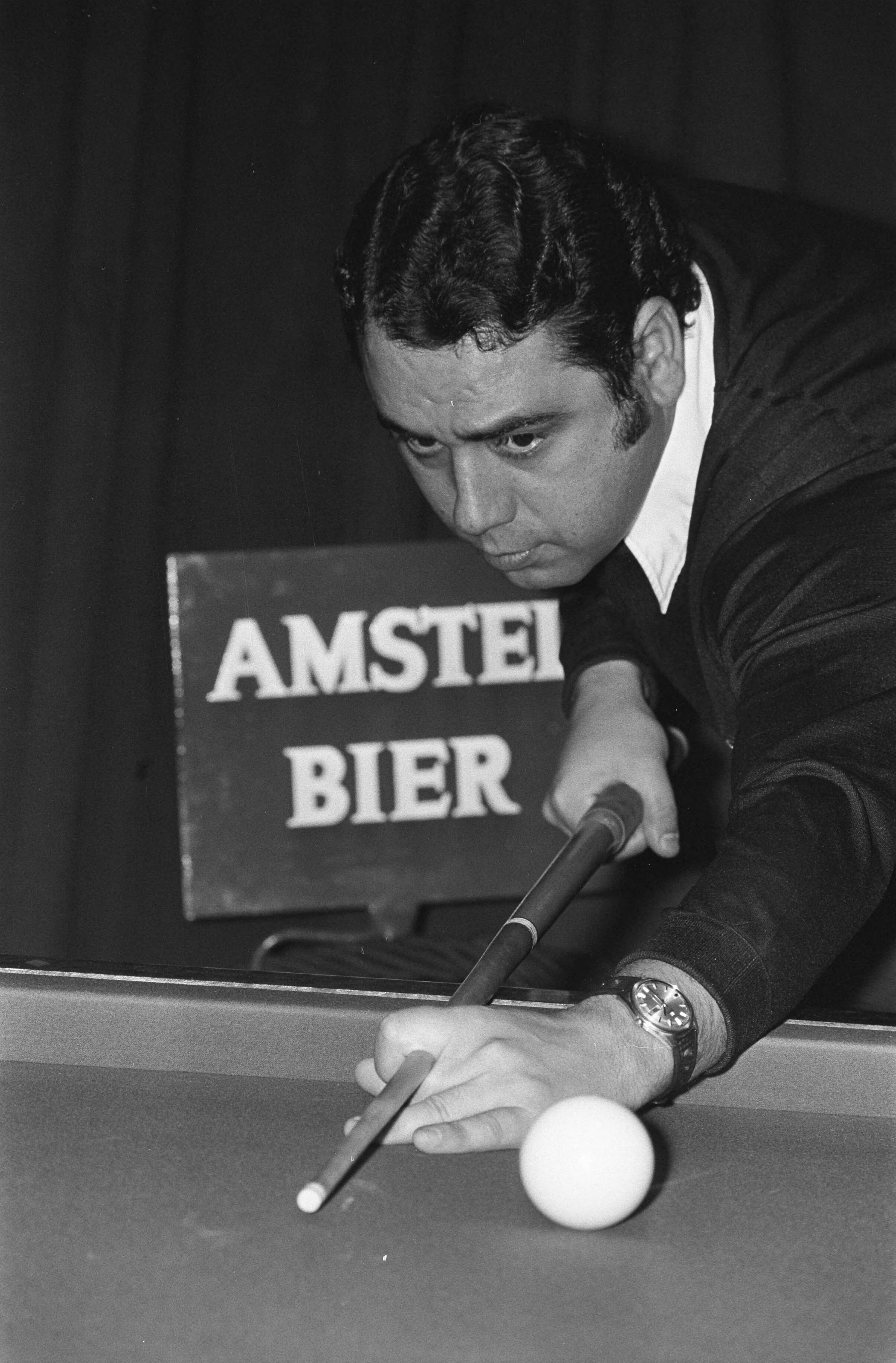 Fotocollectie Anefo — Europees kampioenschap bandstoten in Zandvoort, nr. 30 Van de Smissen , nr. 31, 32 — Foto: Verhoeff, Bert / Anefo. Licentie: Set B: Rechtenvrij / Publiek Domein. Bron: Nationaal Archief. http://hdl.handle.net/10648/ac46f2c6-d0b4-102d-bcf8-003048976d84